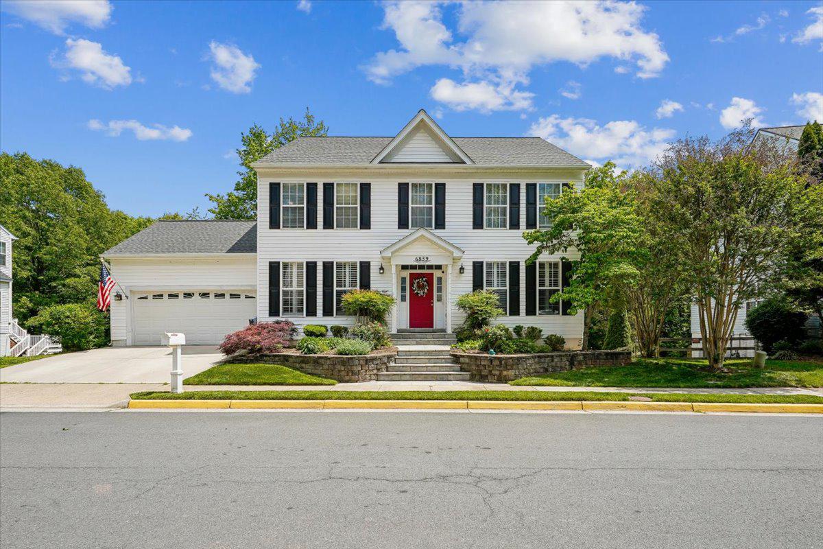 COMPTON RIDGE - Residential
