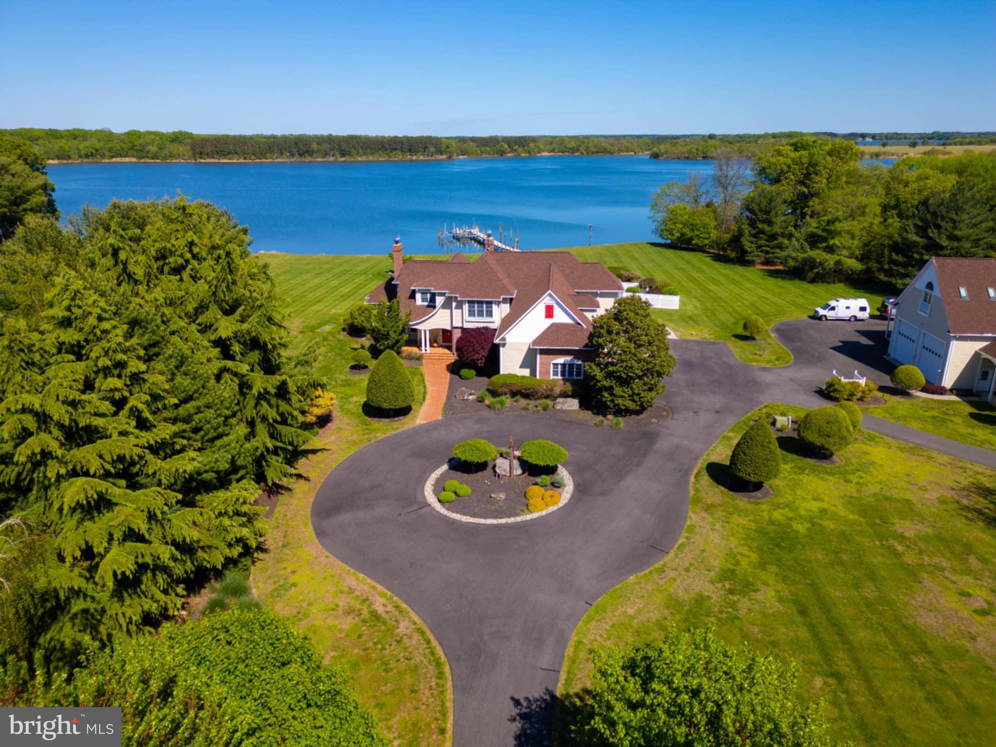 BENNETT POINT - Residential