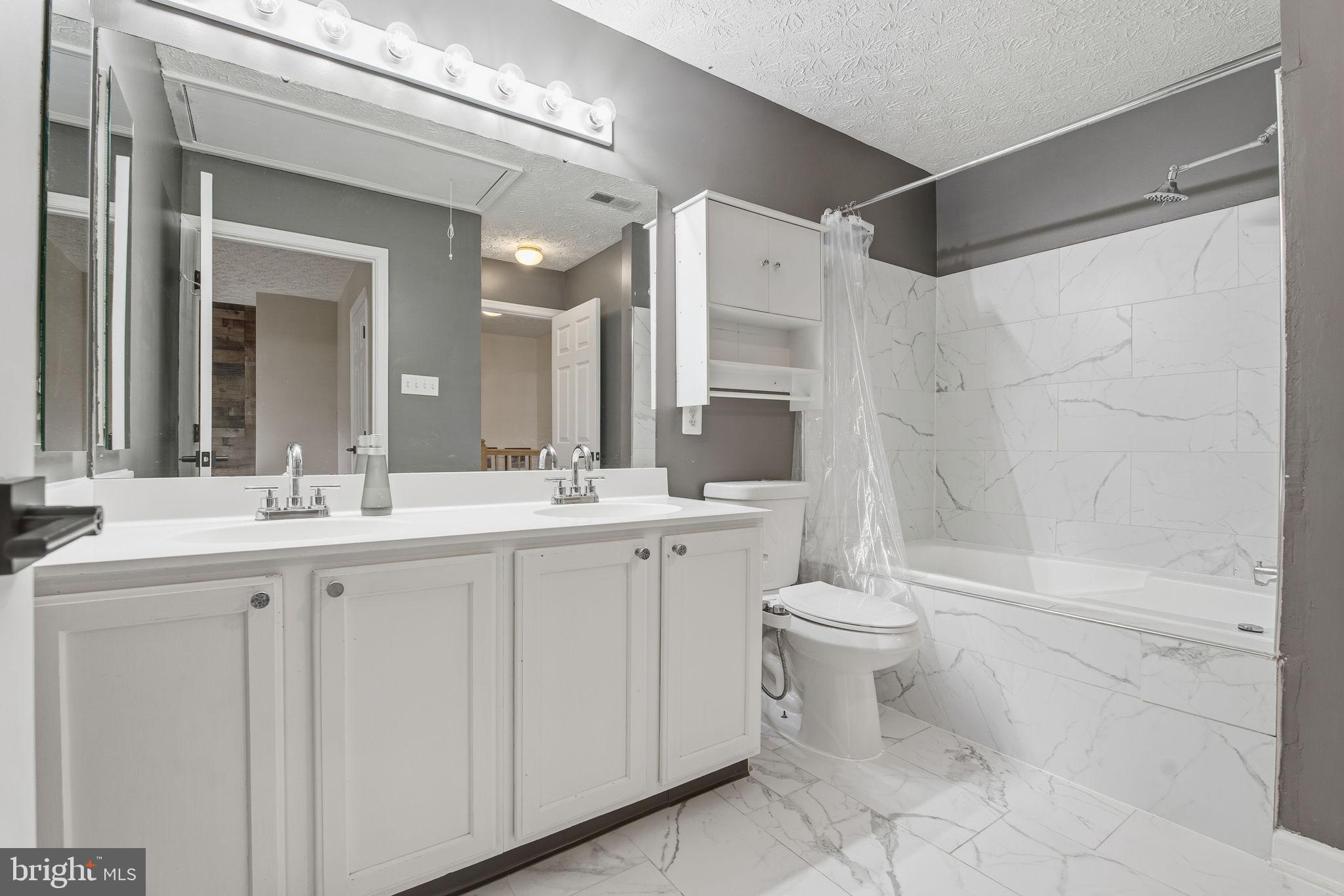 IRWINS CHOICE - Residential Lease