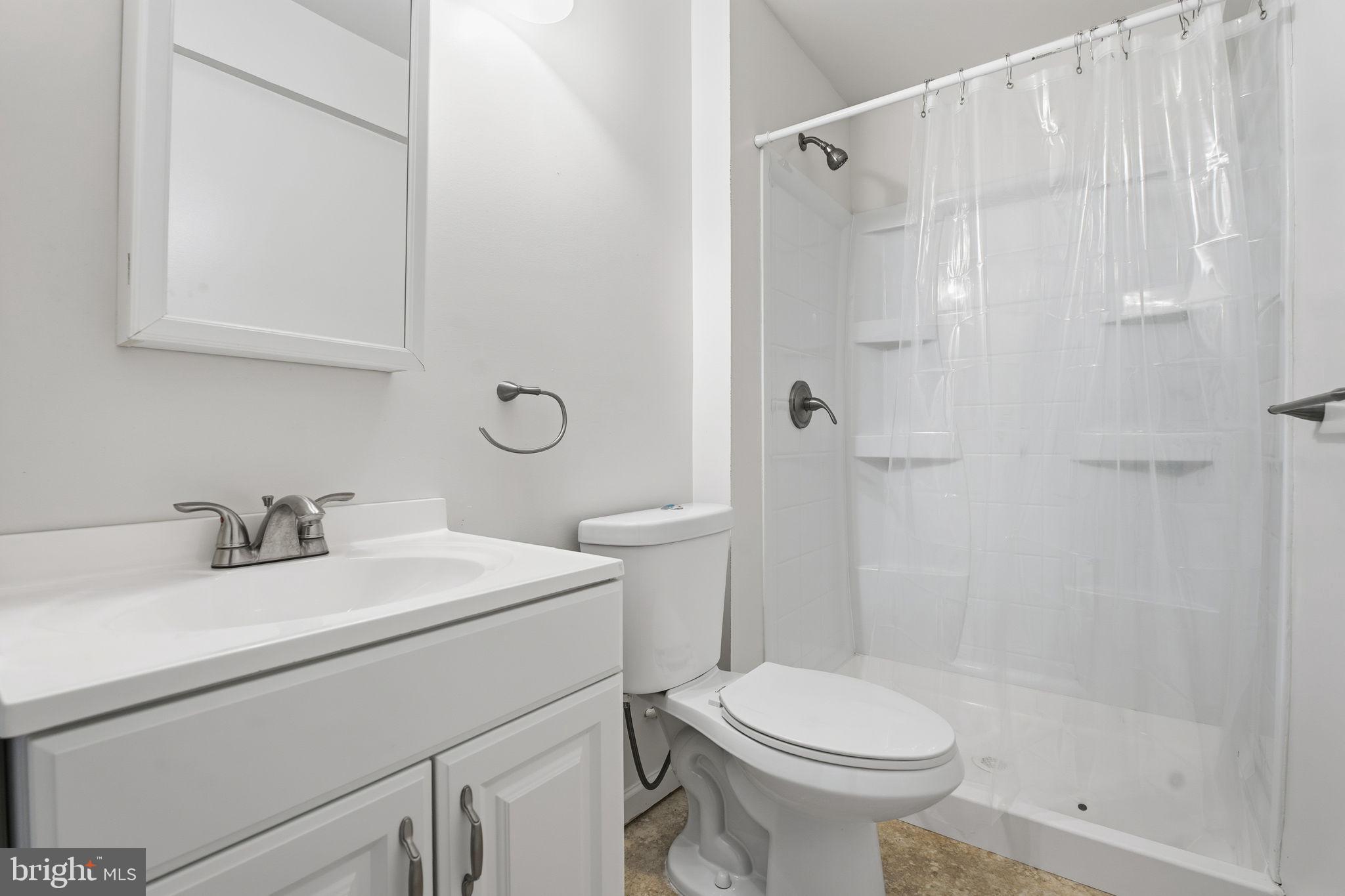 IRWINS CHOICE - Residential Lease