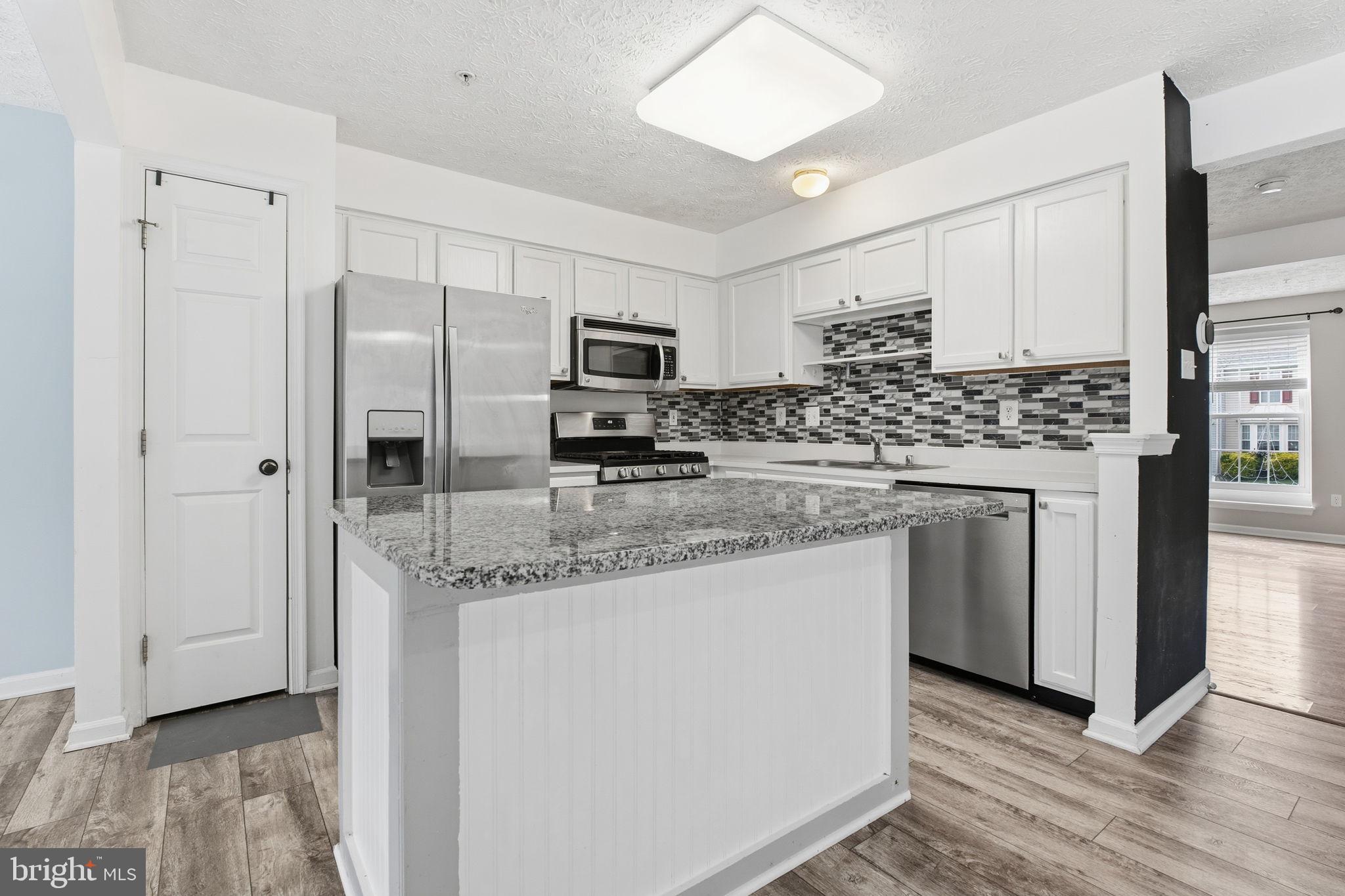 IRWINS CHOICE - Residential Lease