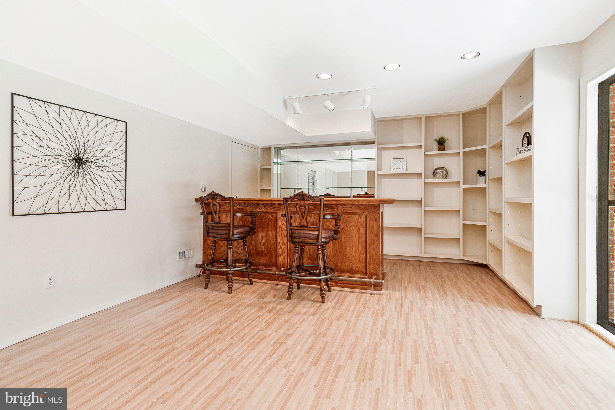BEDFORDSHIRE - Residential