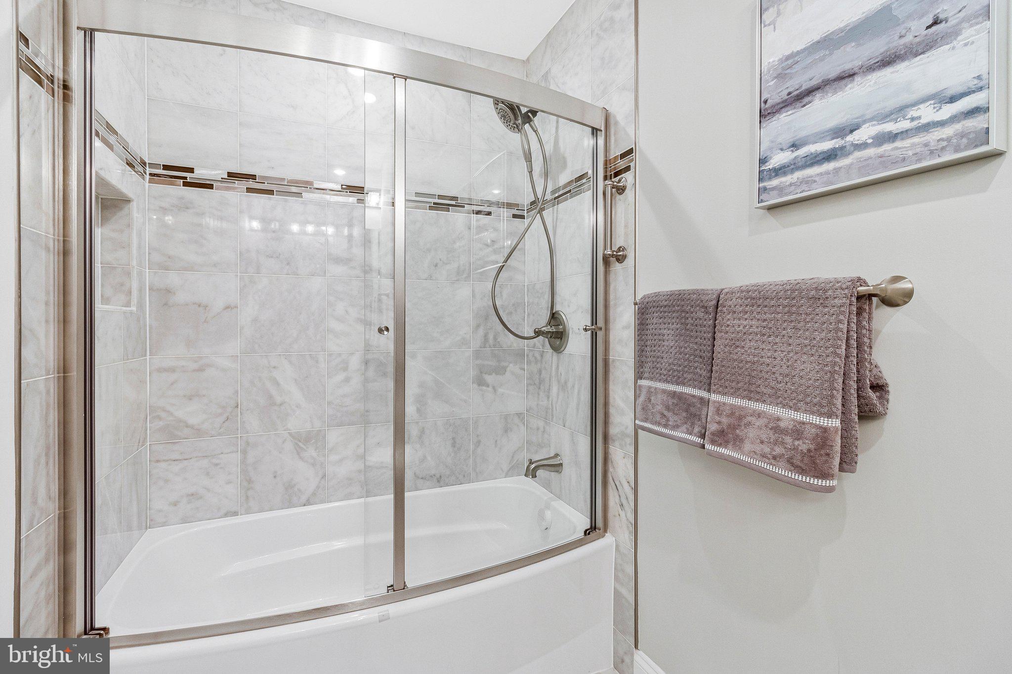 BEDFORDSHIRE - Residential
