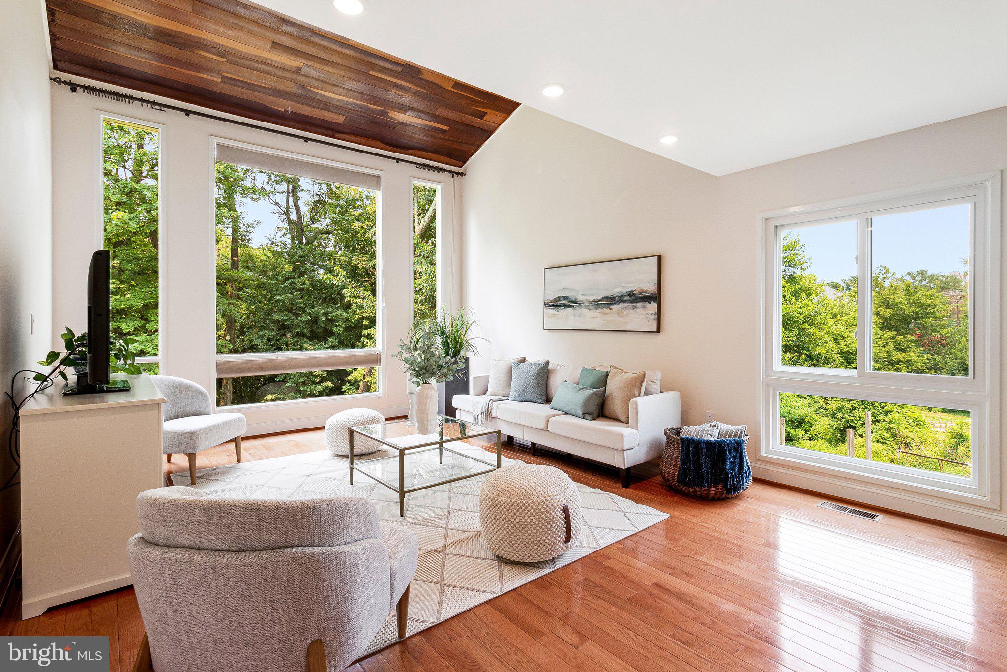 BEDFORDSHIRE - Residential