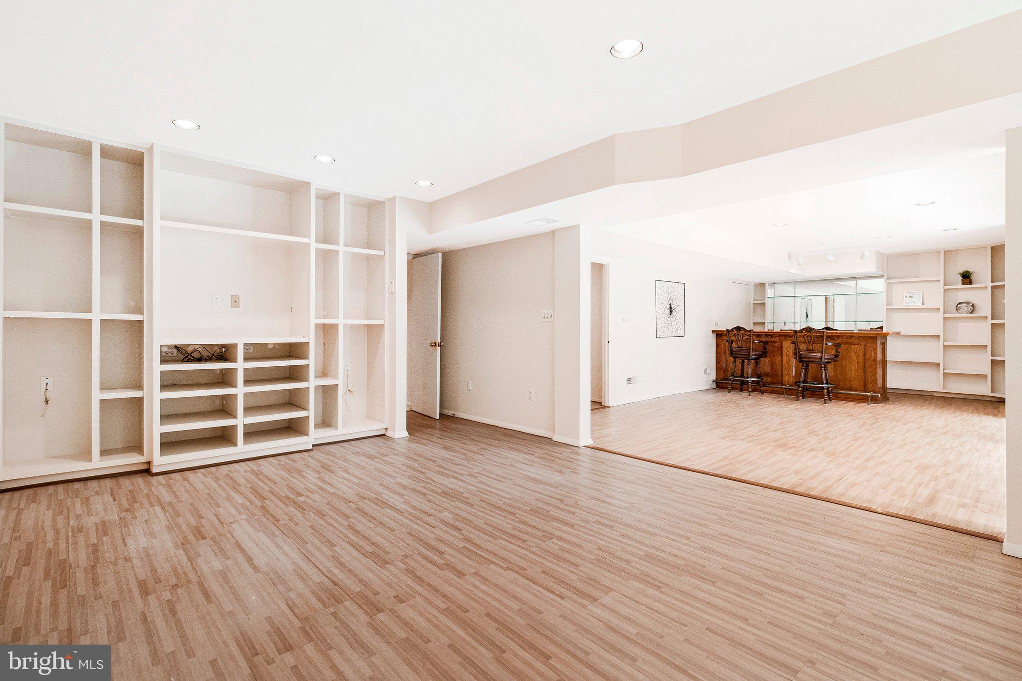 BEDFORDSHIRE - Residential