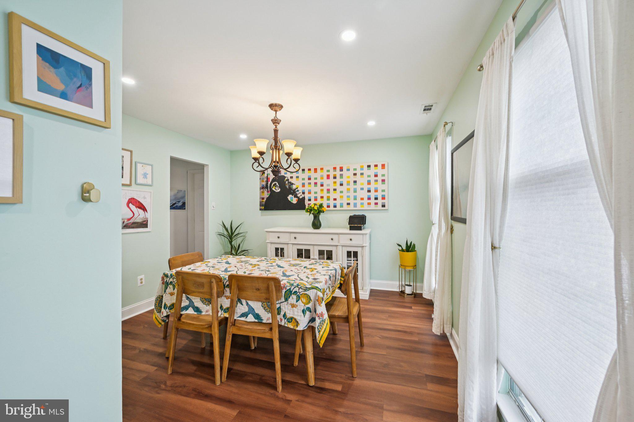 HEATHER KNOLL - Residential