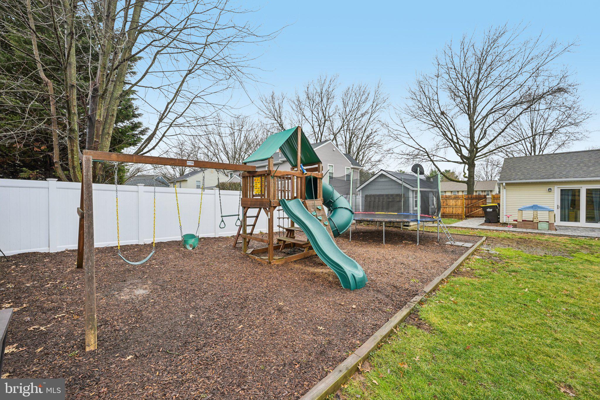 HEATHER KNOLL - Residential