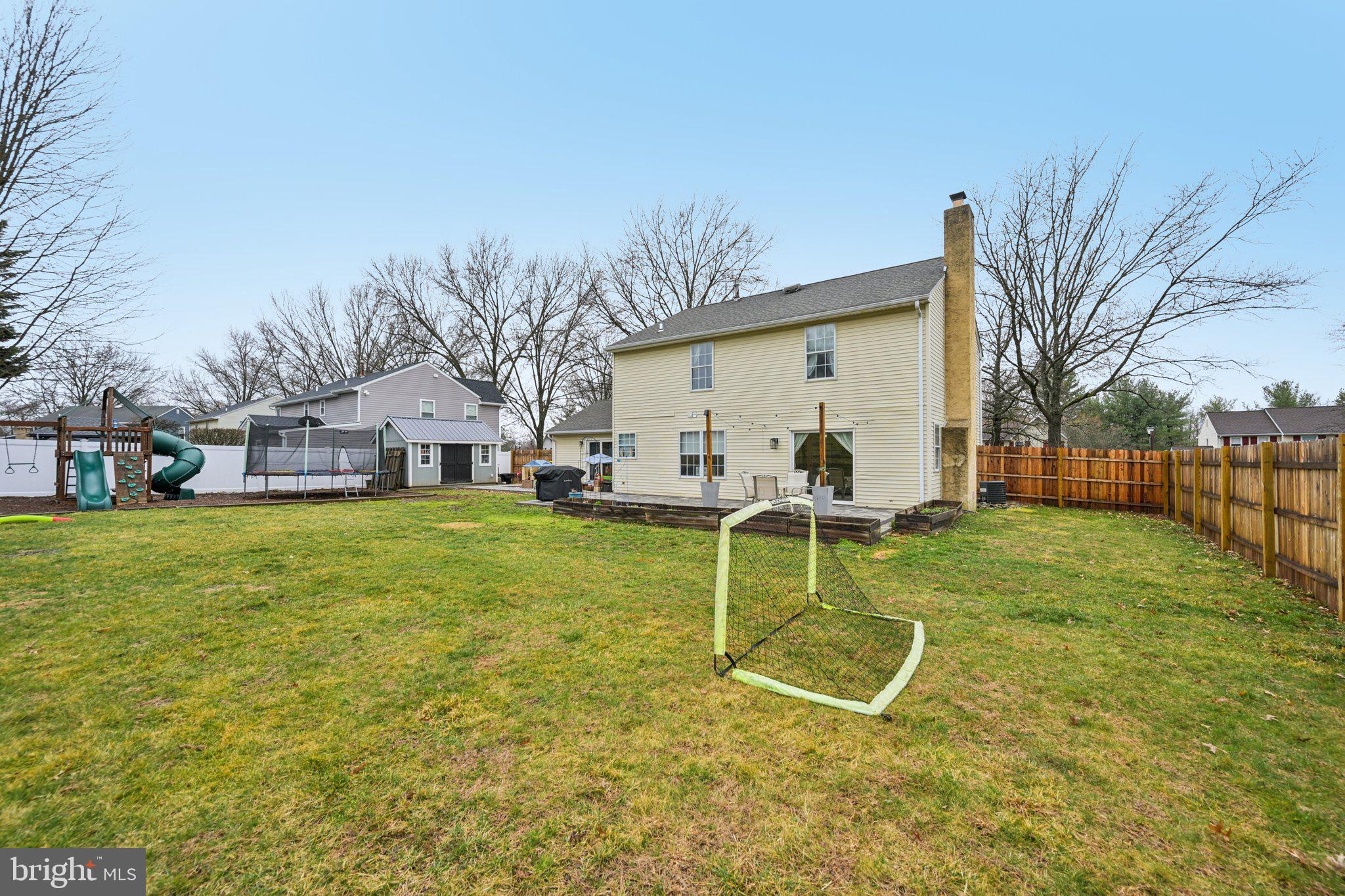 HEATHER KNOLL - Residential
