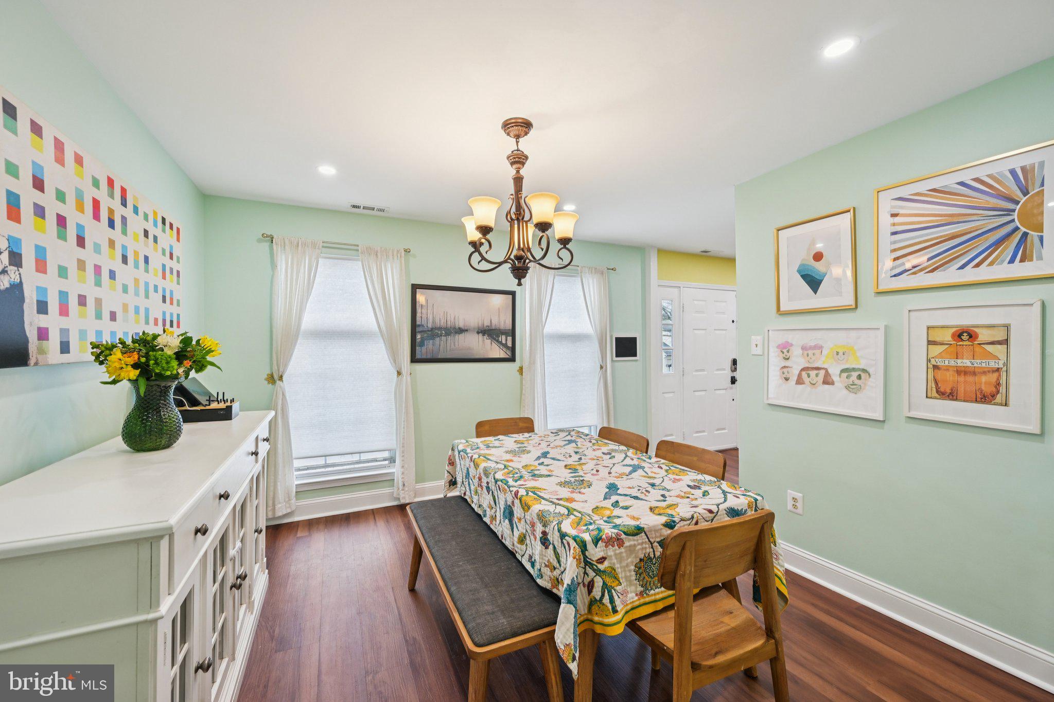 HEATHER KNOLL - Residential