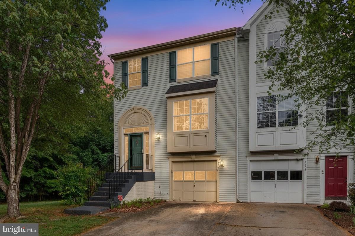 KINGS CREST - Residential