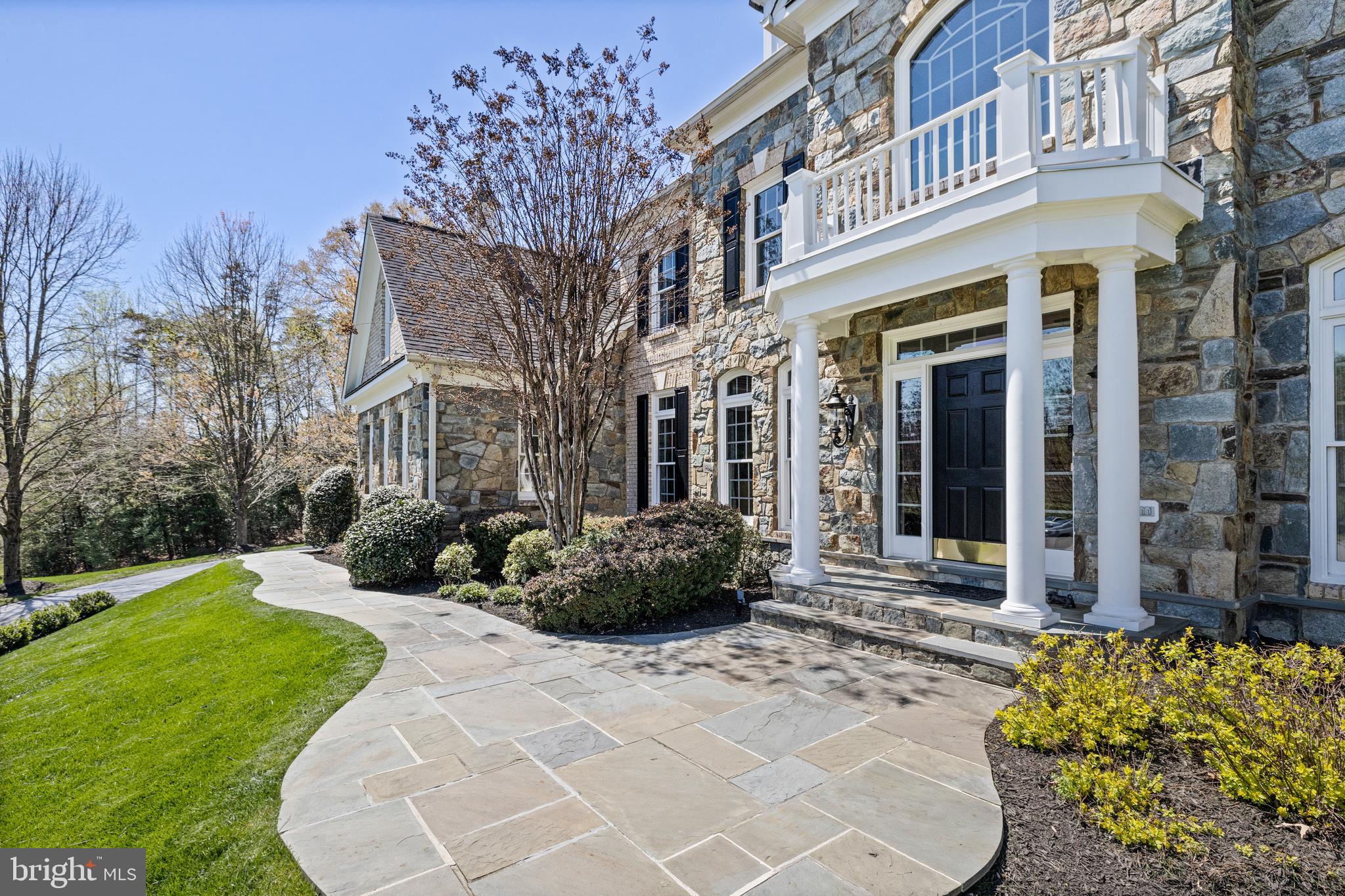 OAKTON - Residential