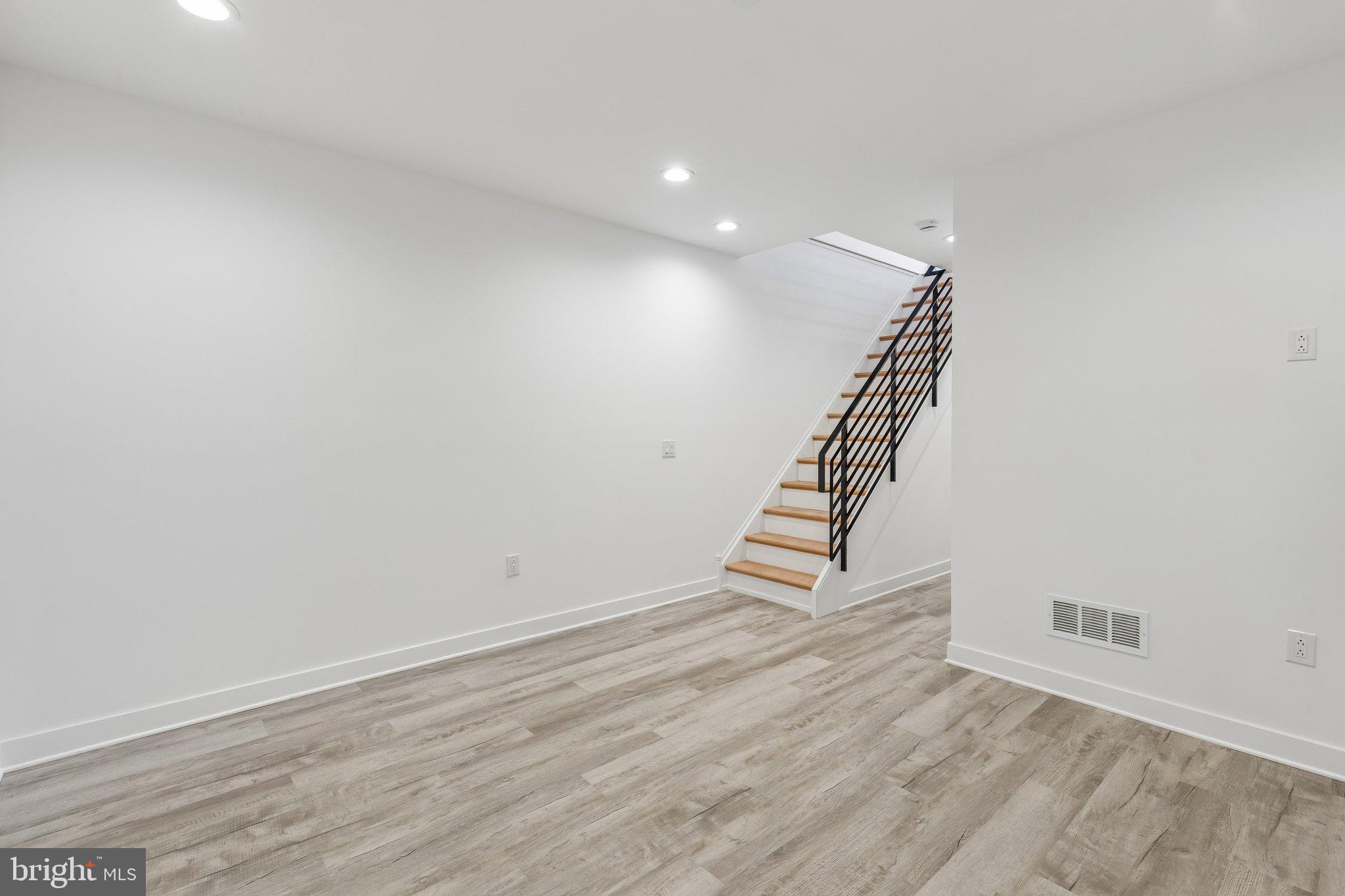 PHILADELPHIA - Residential