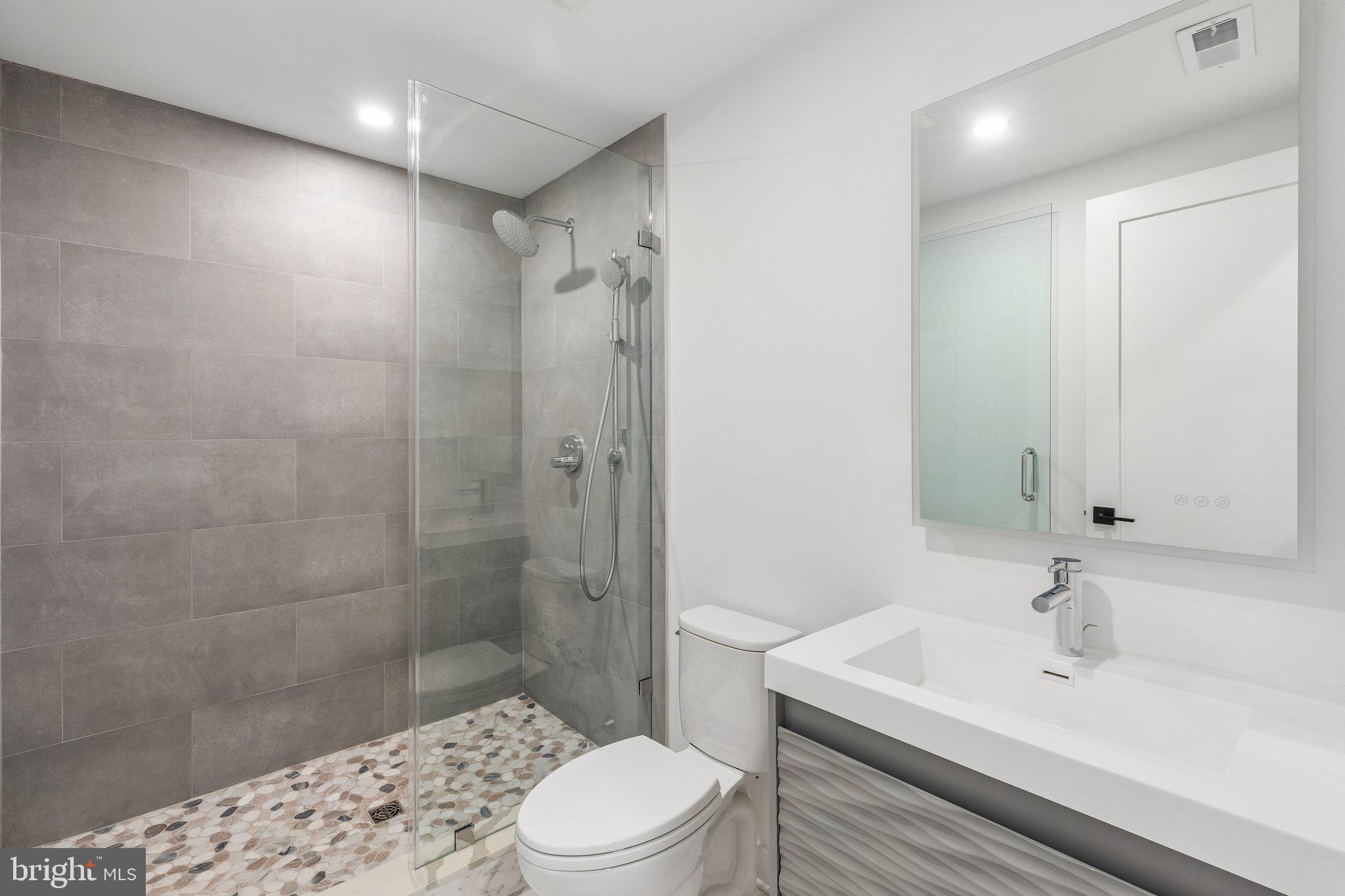 PHILADELPHIA - Residential