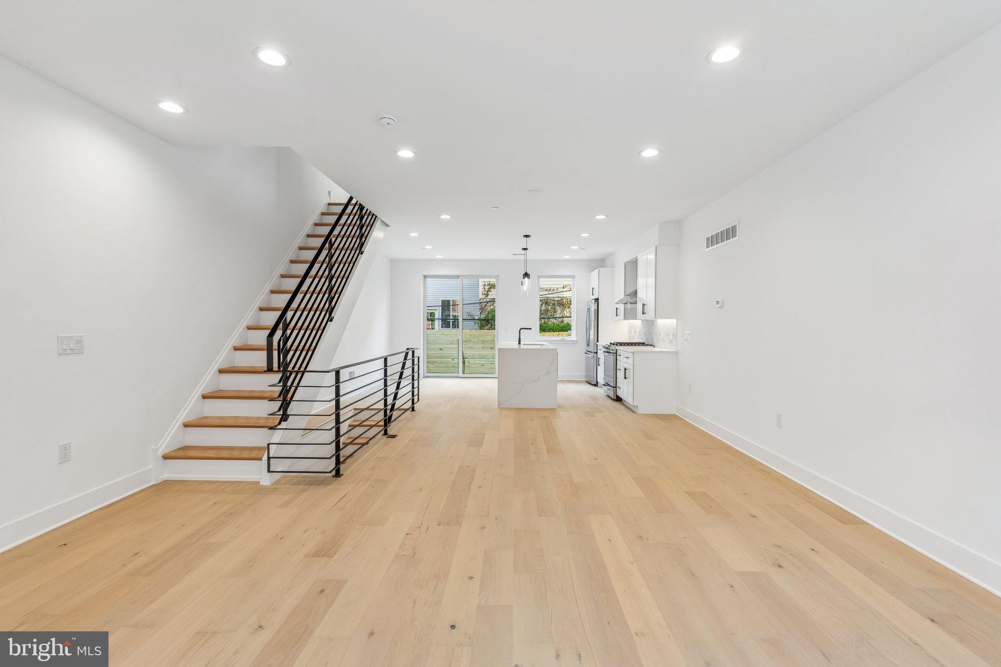 PHILADELPHIA - Residential