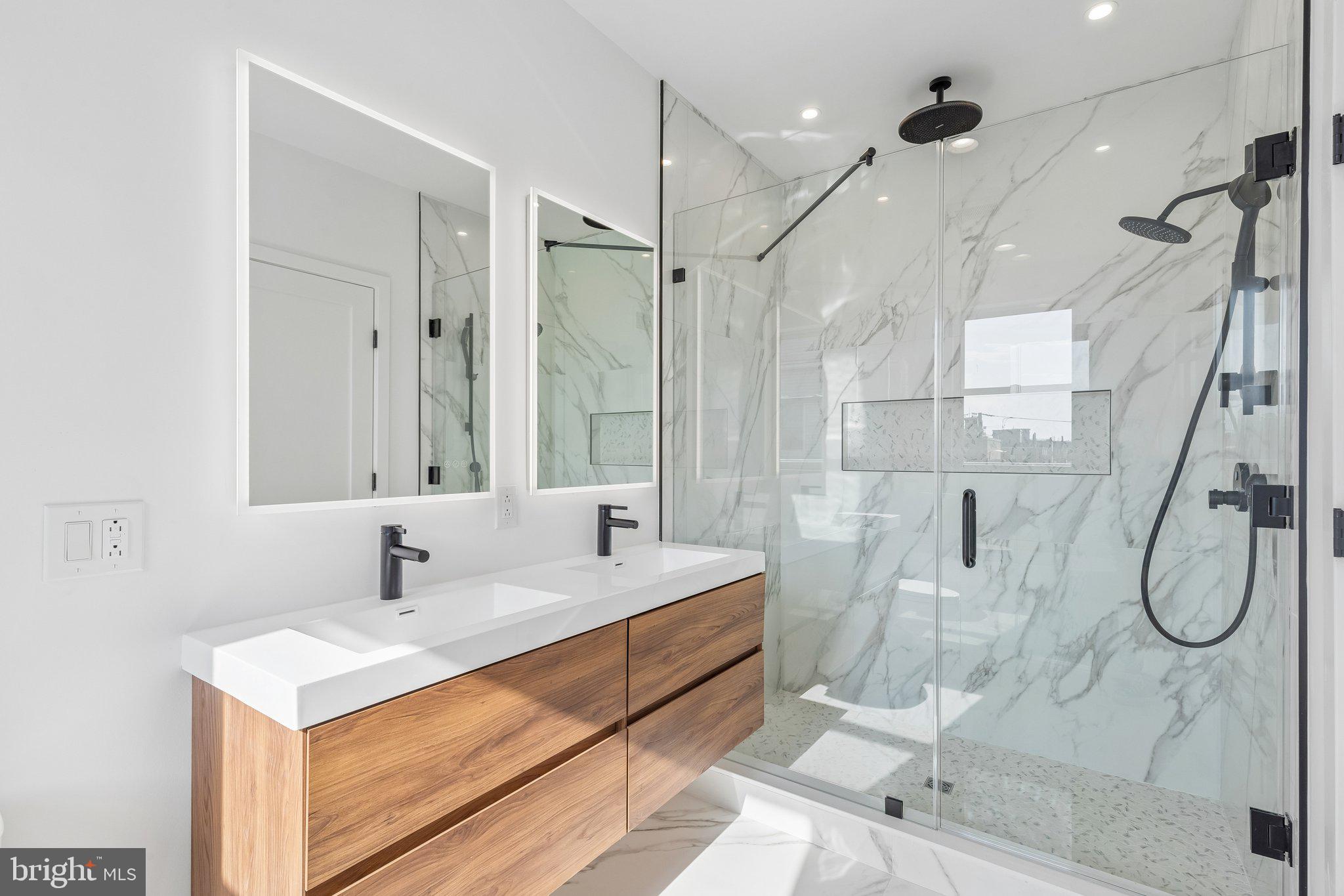 PHILADELPHIA - Residential