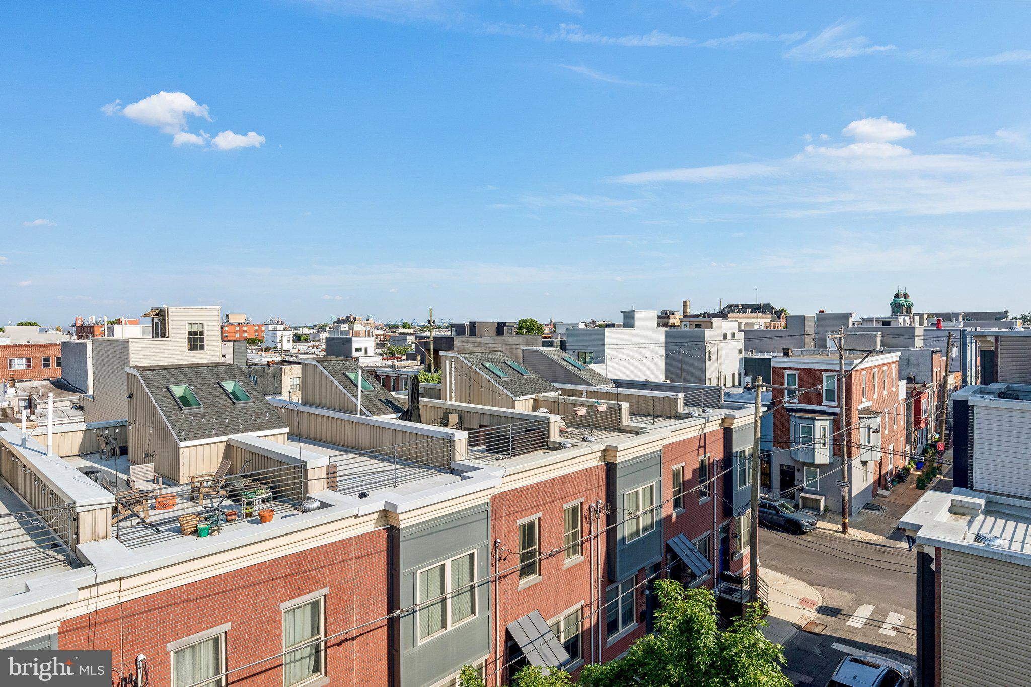 PHILADELPHIA - Residential