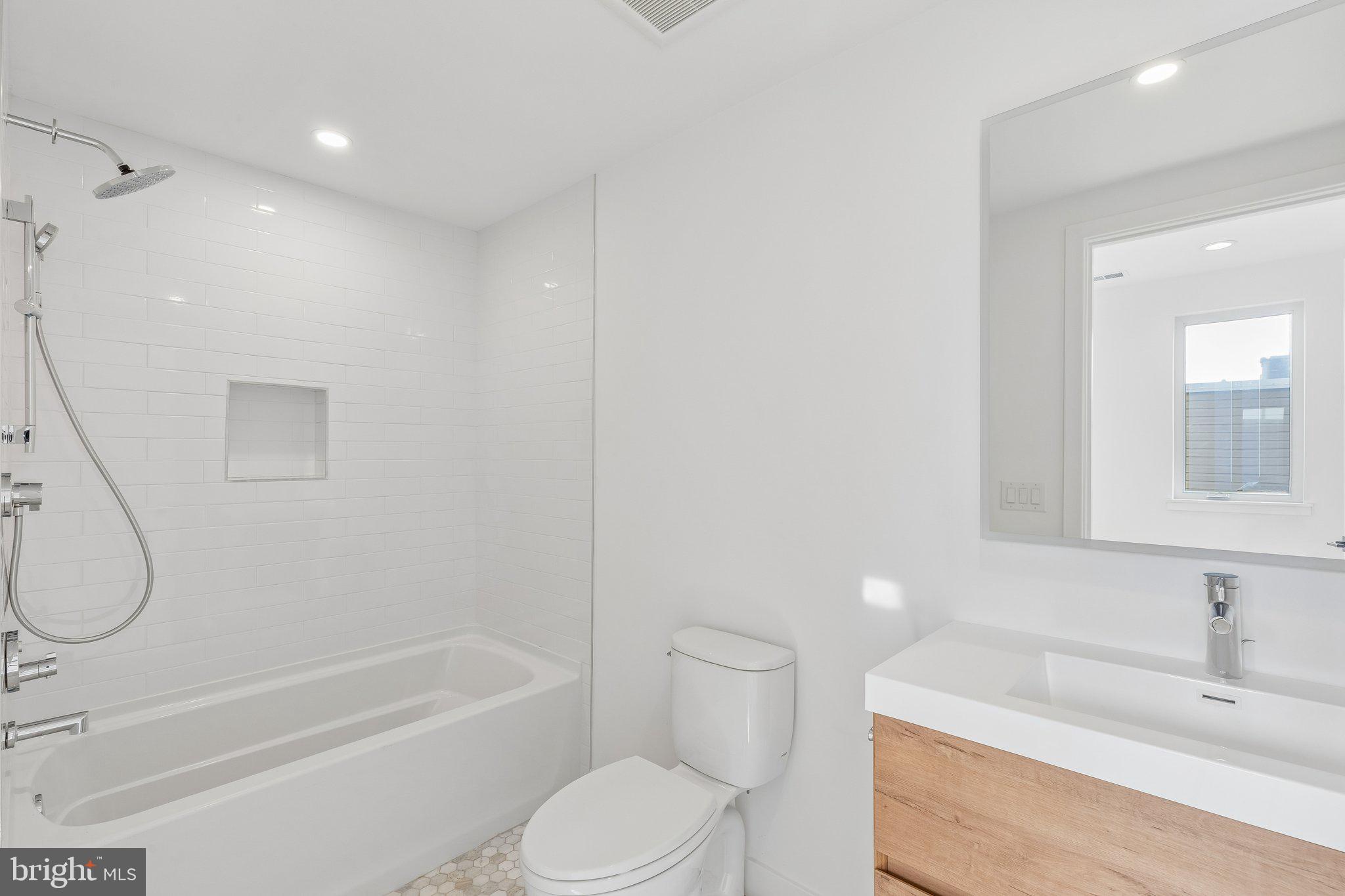 PHILADELPHIA - Residential