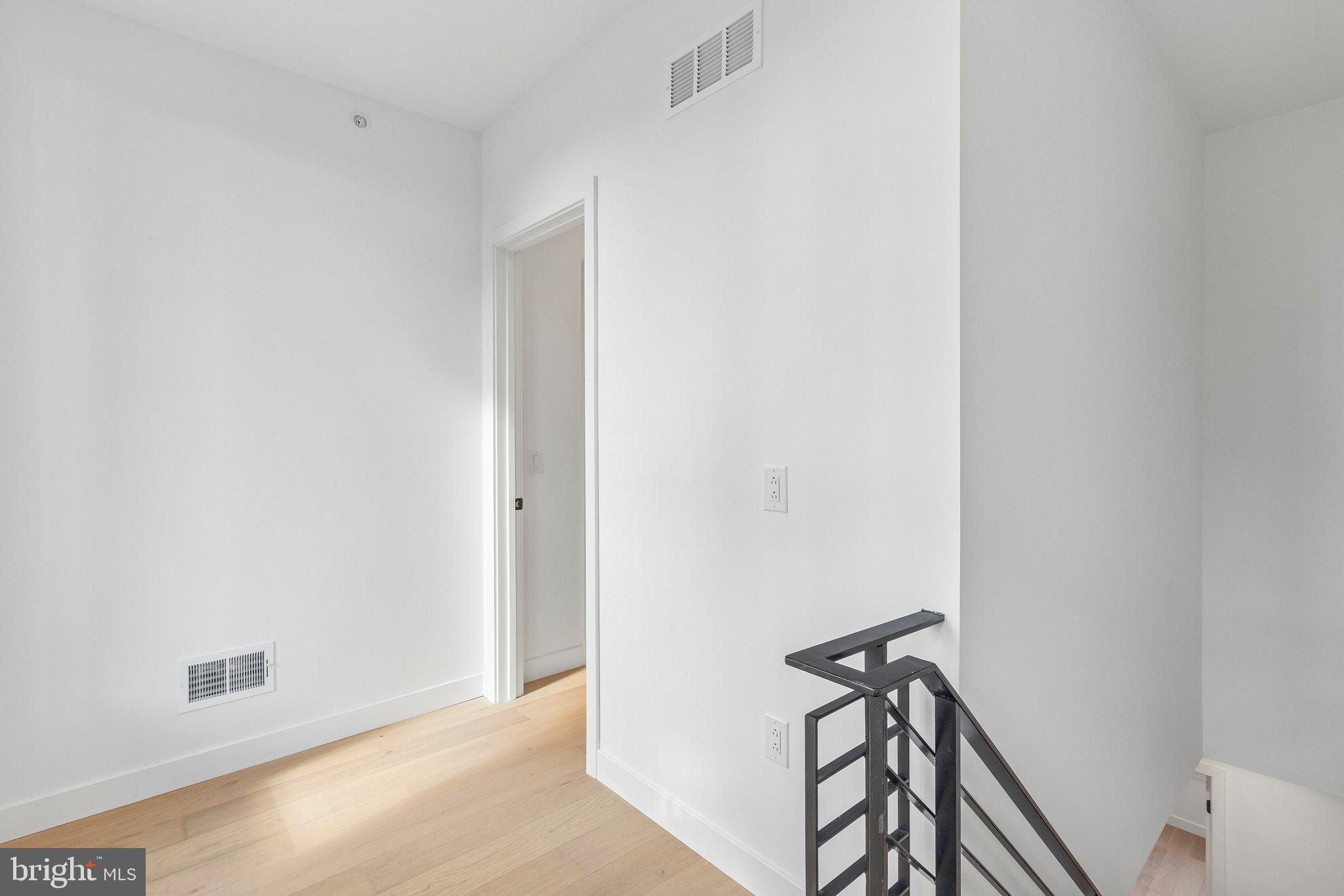 PHILADELPHIA - Residential