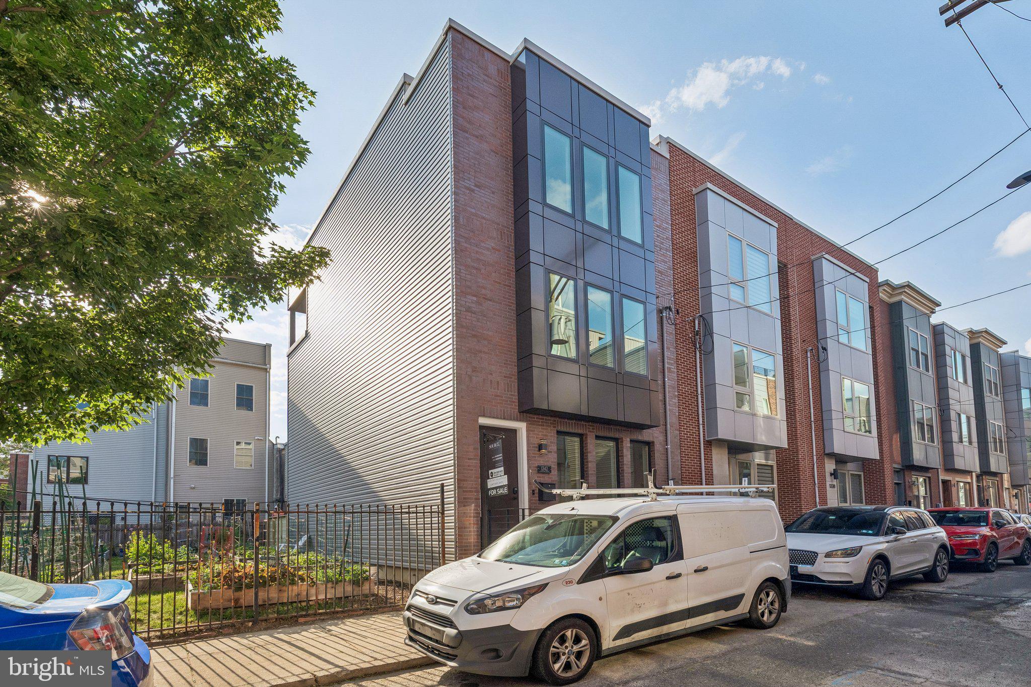 PHILADELPHIA - Residential