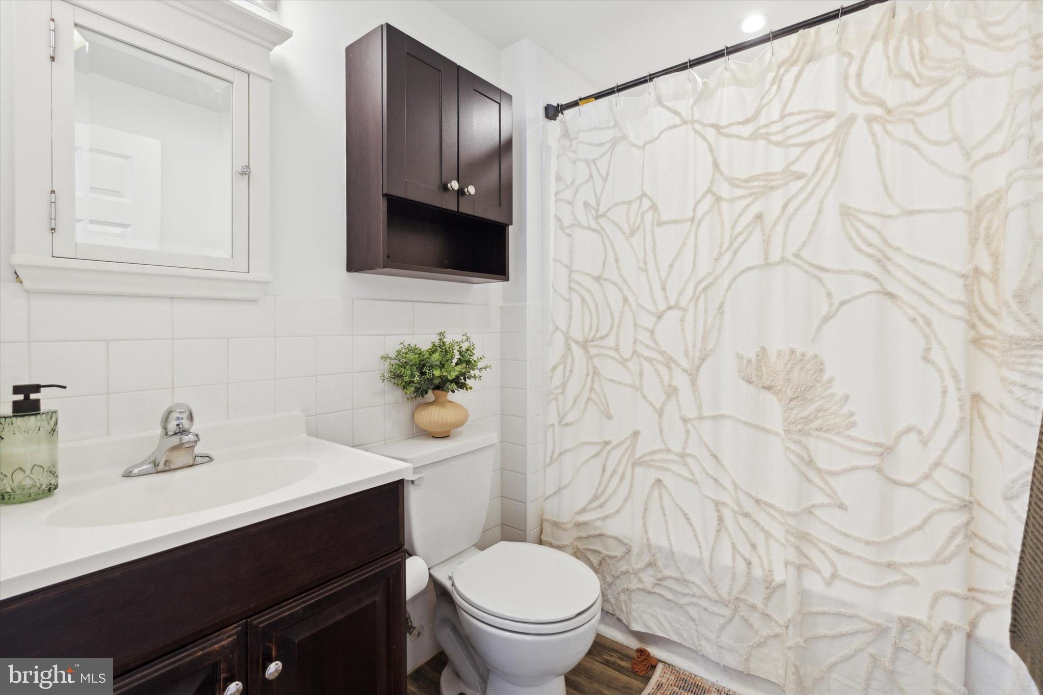 WHITELAND CREST - Residential