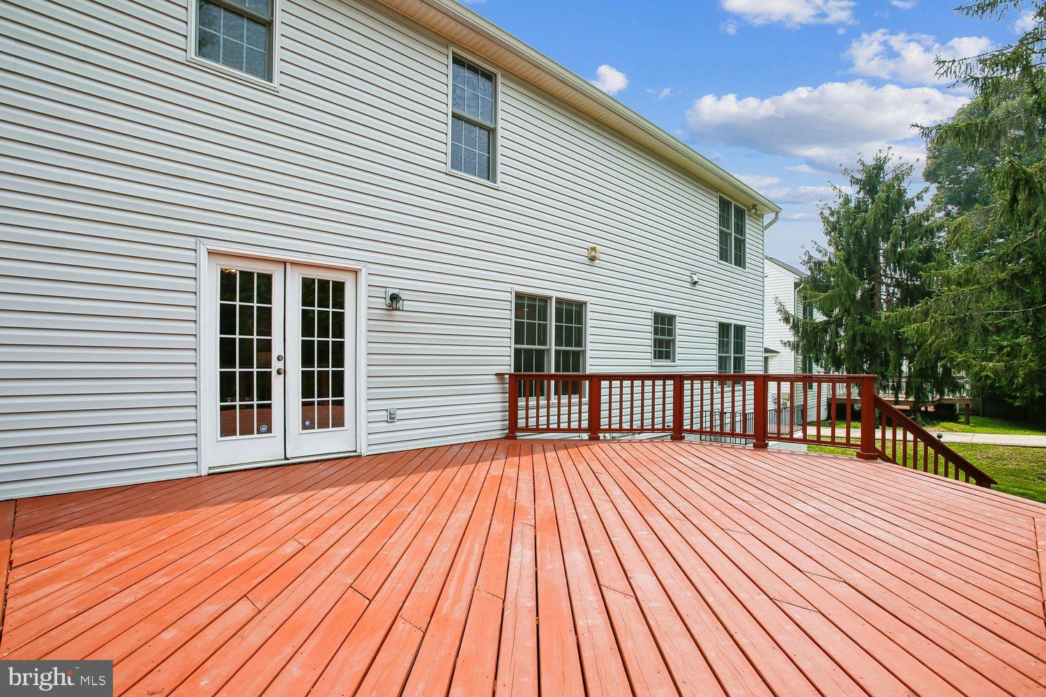 RACEWAY FARMS - Residential