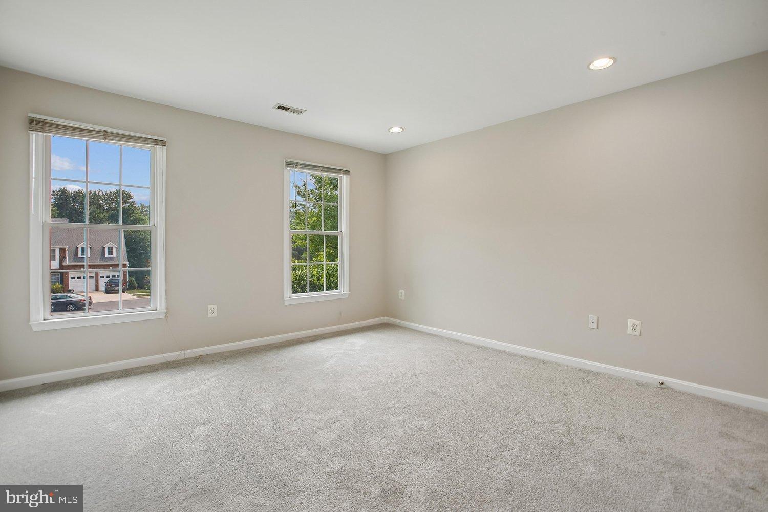 RACEWAY FARMS - Residential