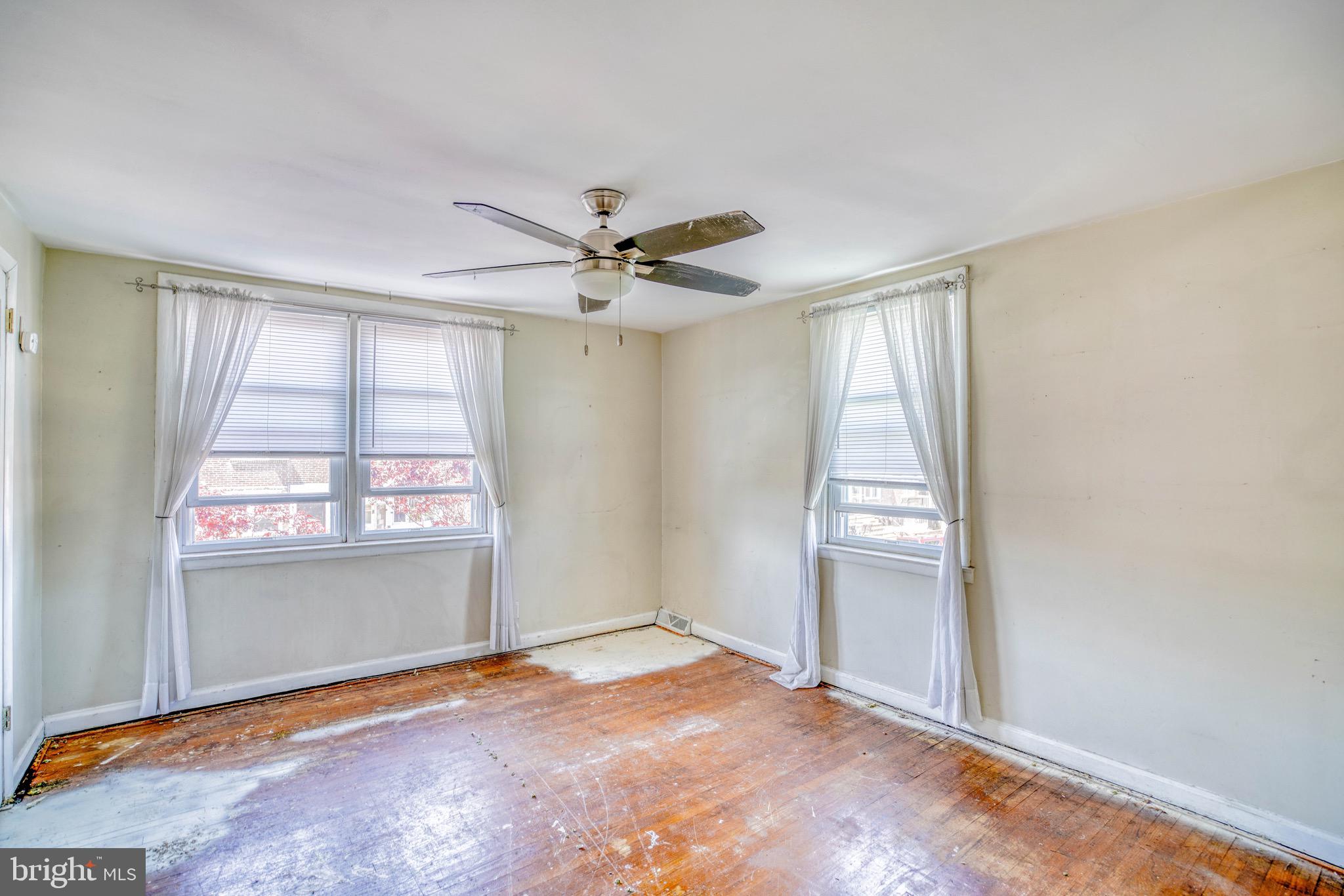 HOLMESBURG - Residential