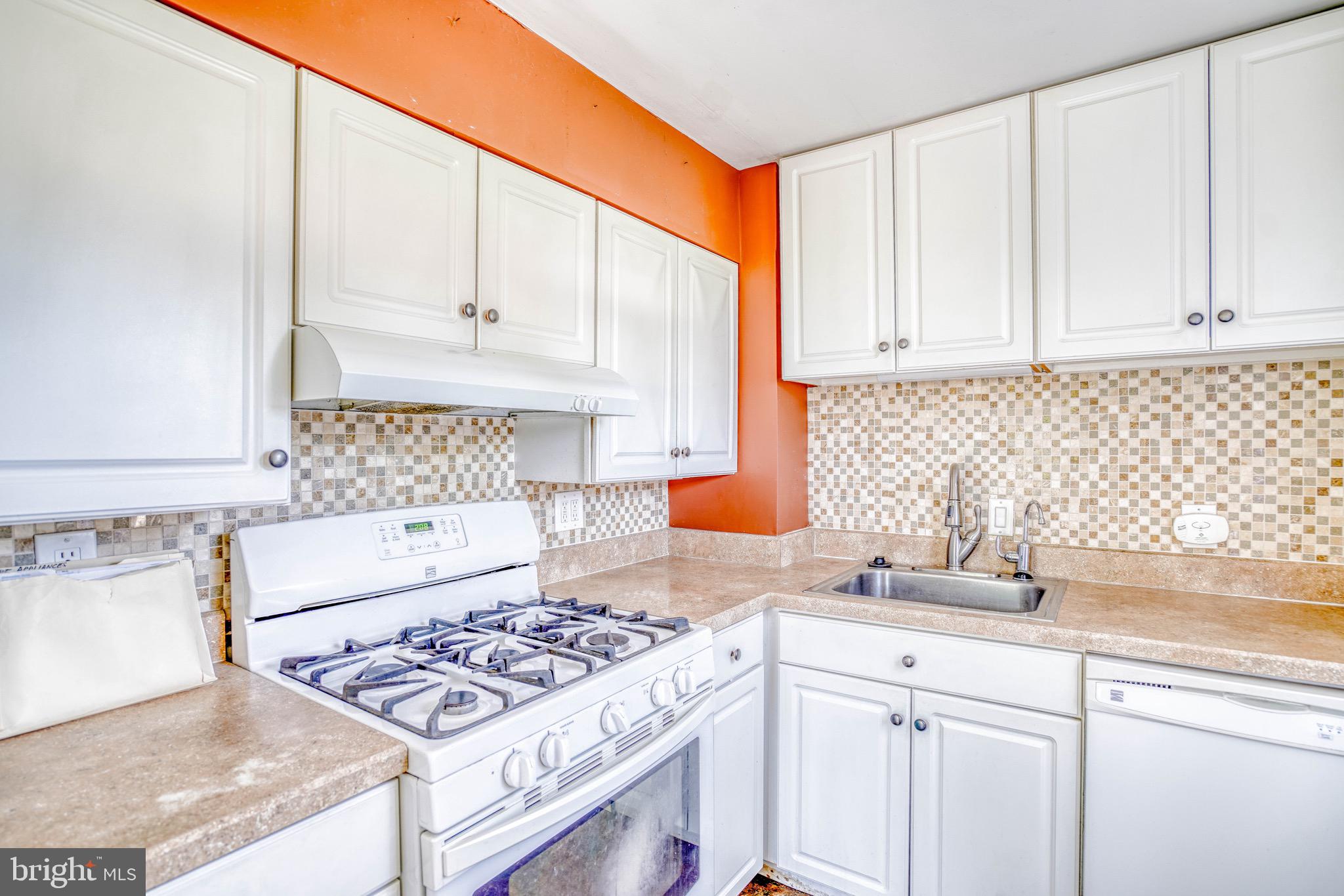 HOLMESBURG - Residential