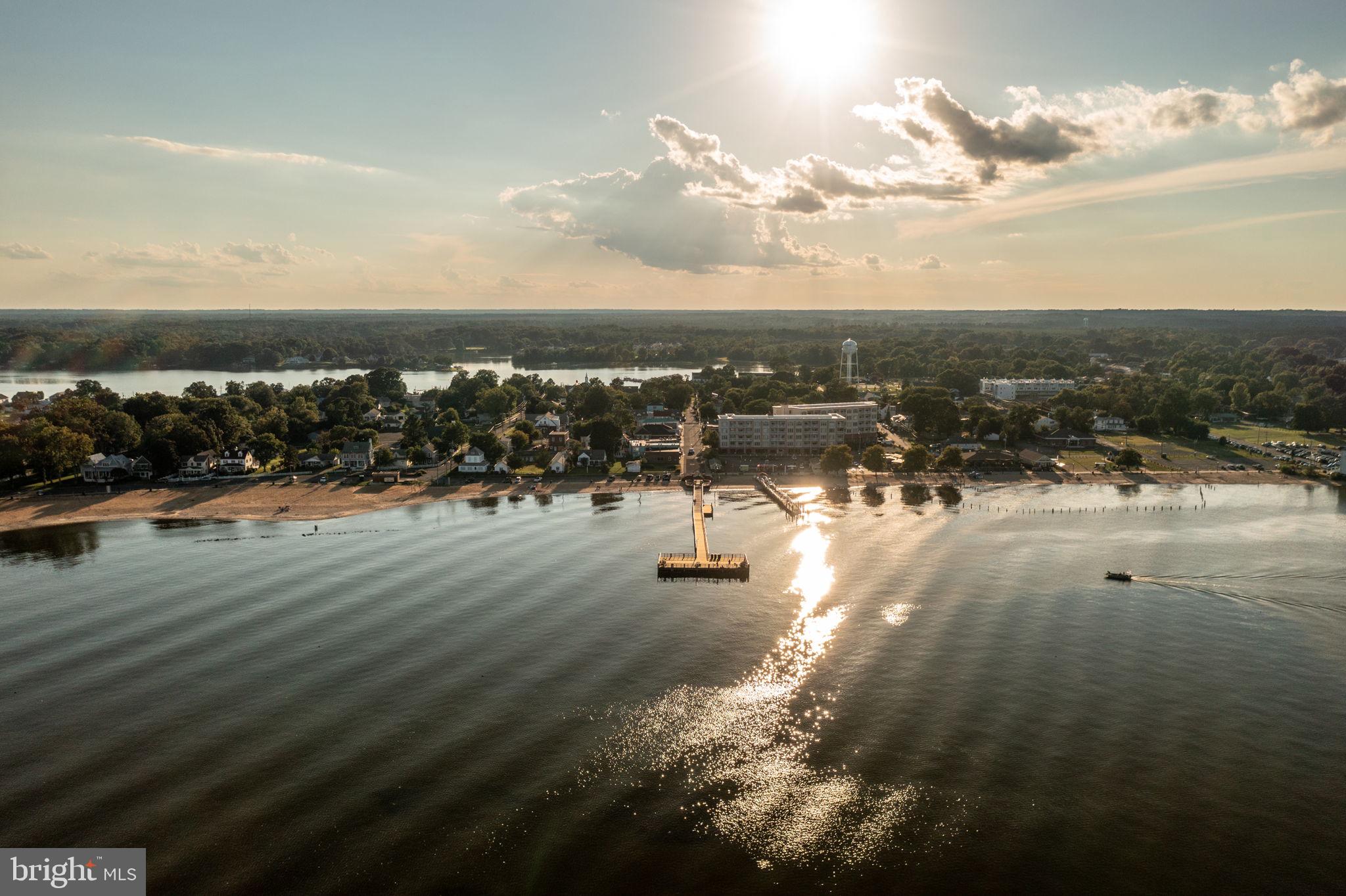 BLUFF POINT - Residential