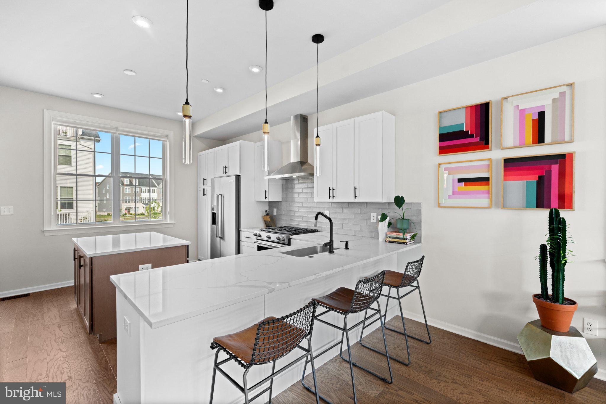 STEELPOINTE - Residential