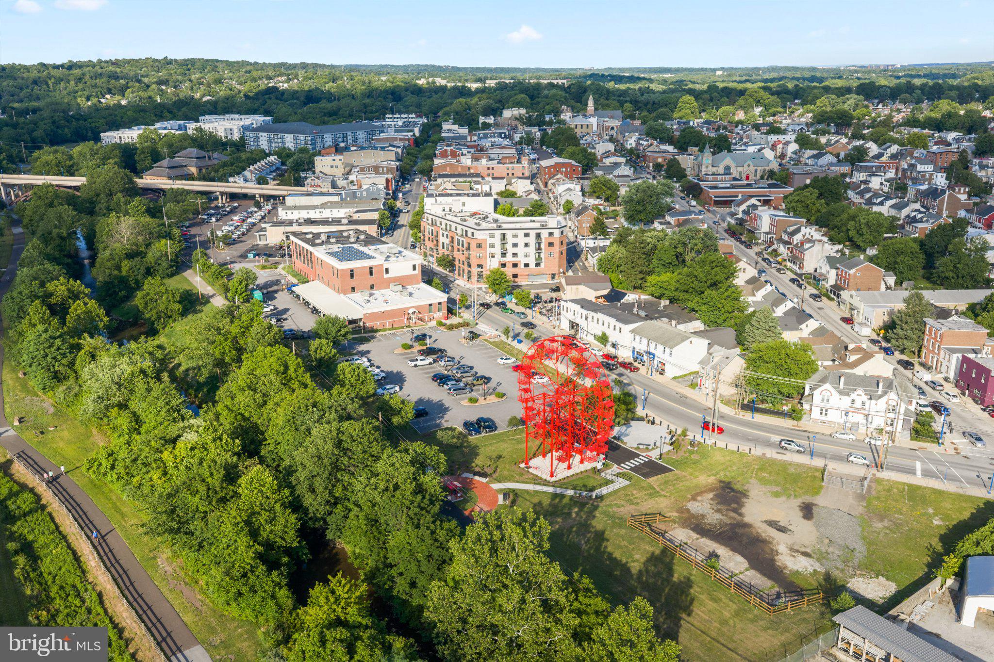 STEELPOINTE - Residential