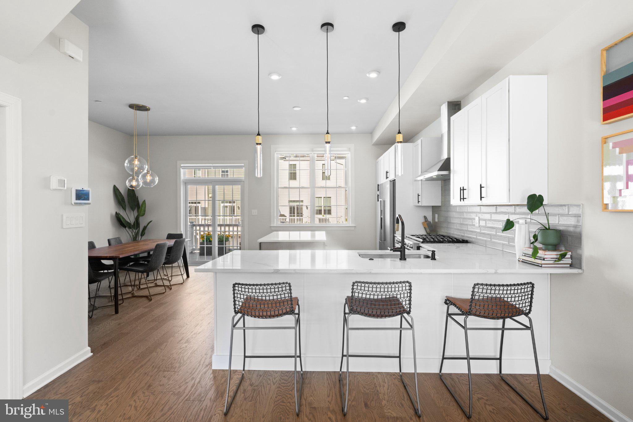 STEELPOINTE - Residential