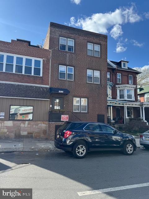 UNIVERSITY CITY - Commercial Sale