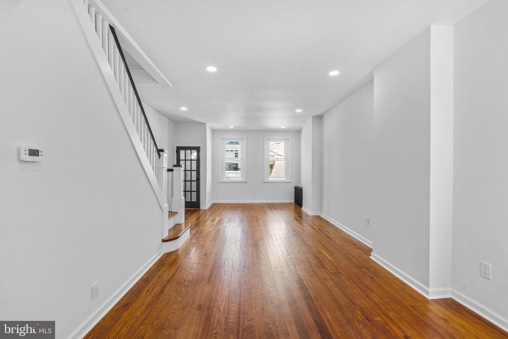 BRIDESBURG - Residential