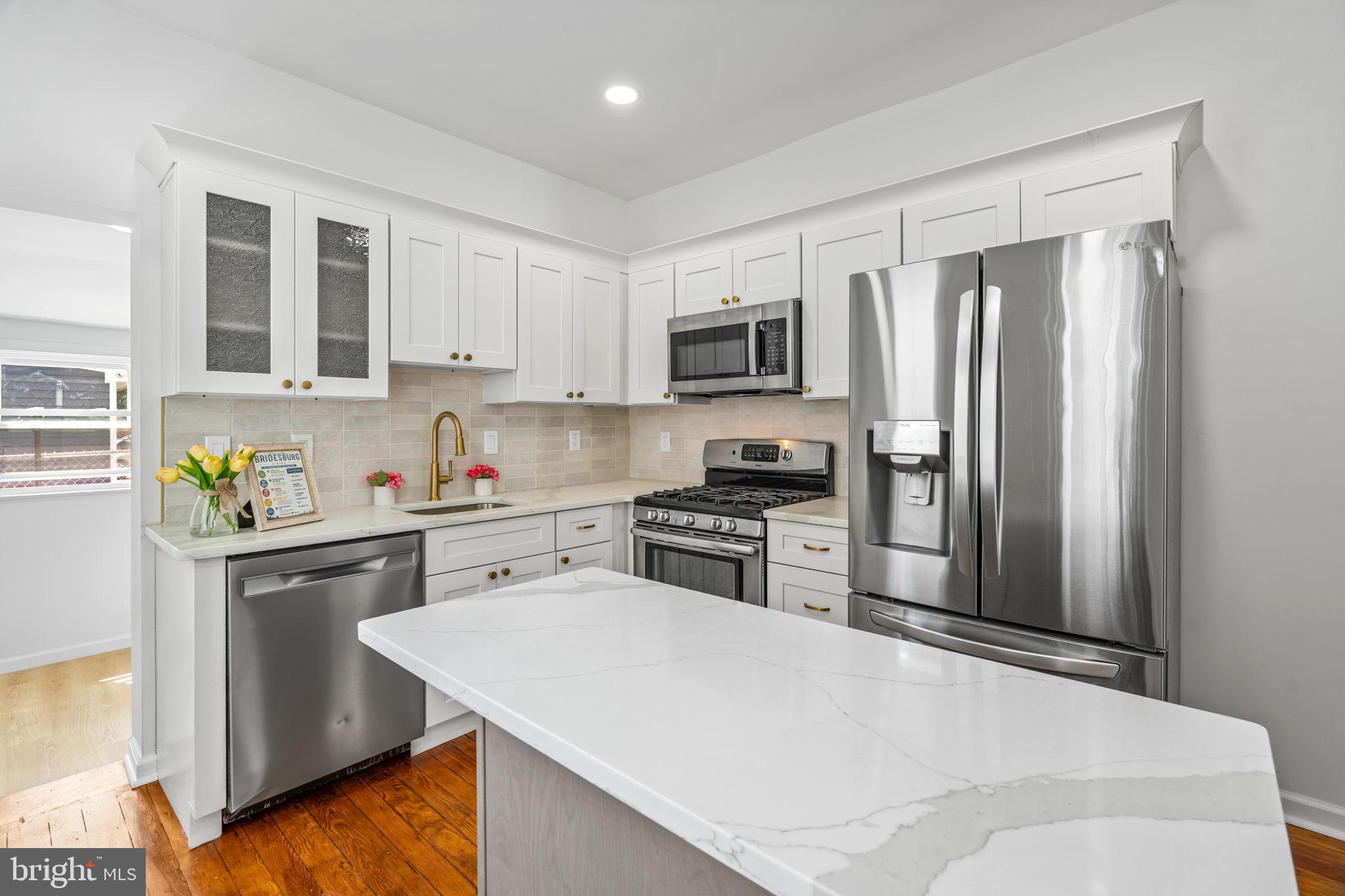 BRIDESBURG - Residential