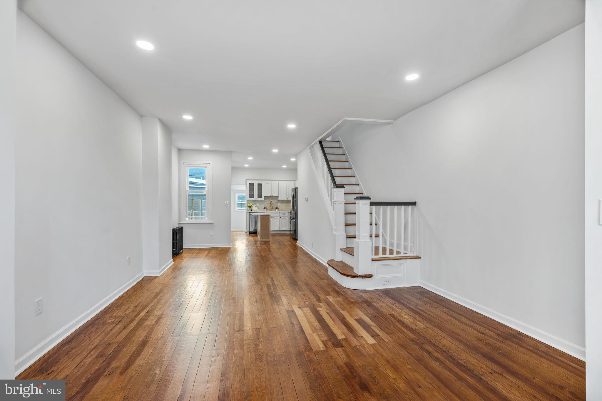 BRIDESBURG - Residential