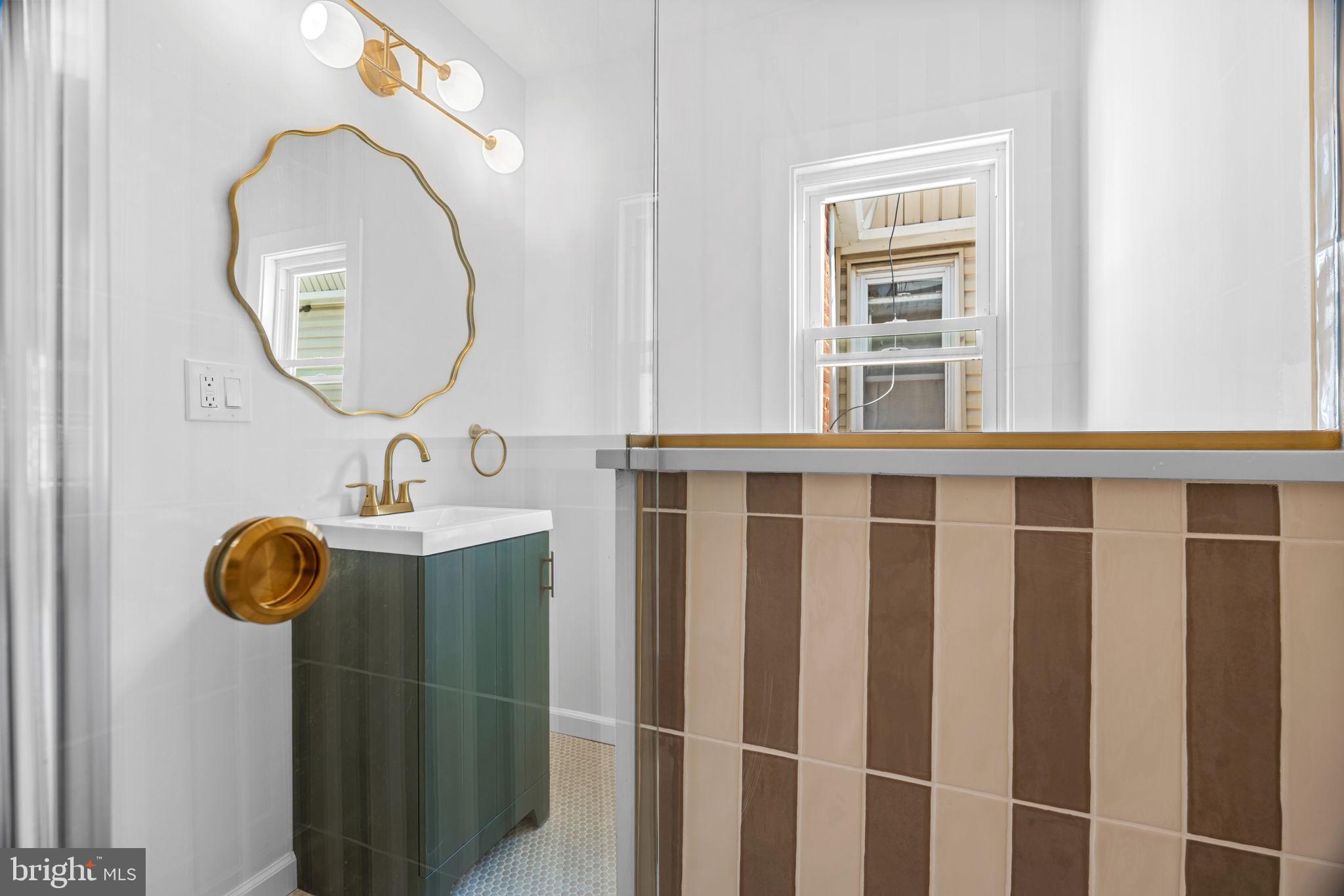 BRIDESBURG - Residential