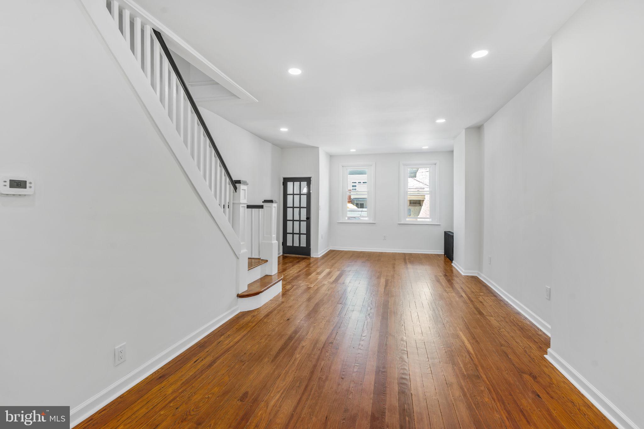 BRIDESBURG - Residential