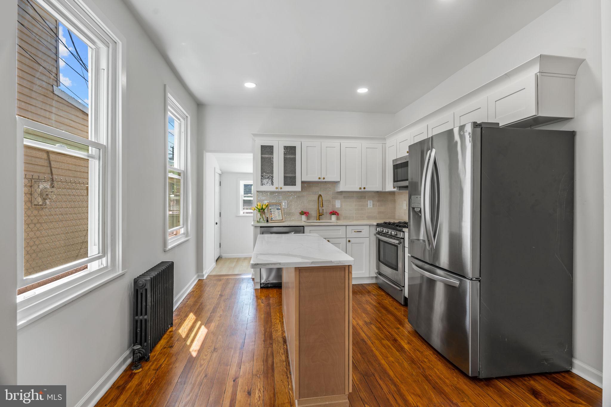BRIDESBURG - Residential