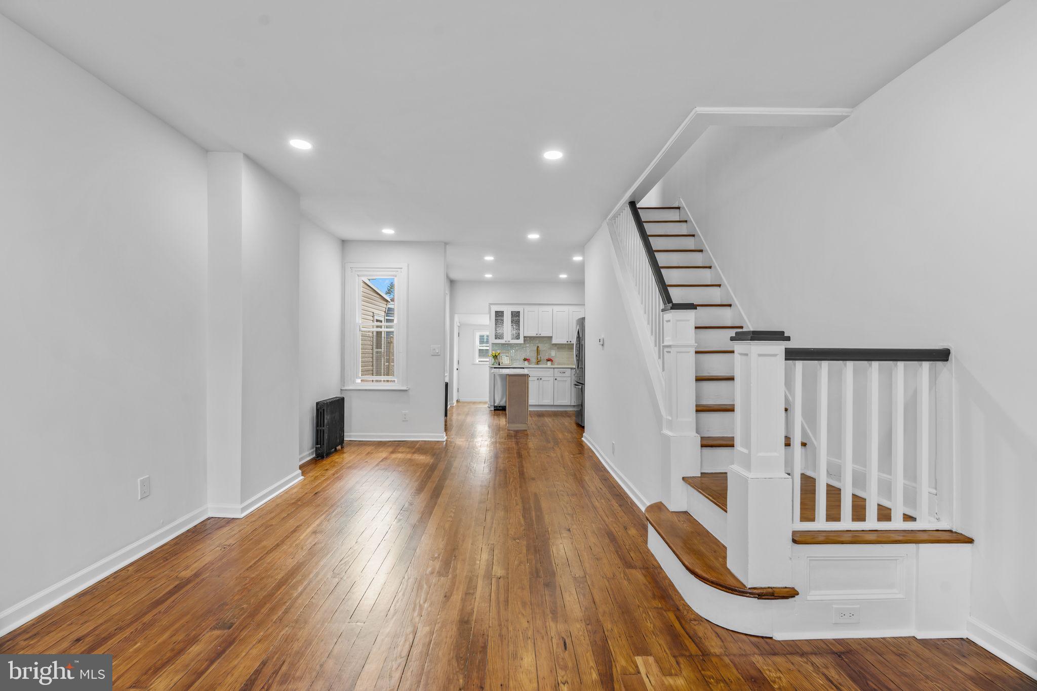 BRIDESBURG - Residential