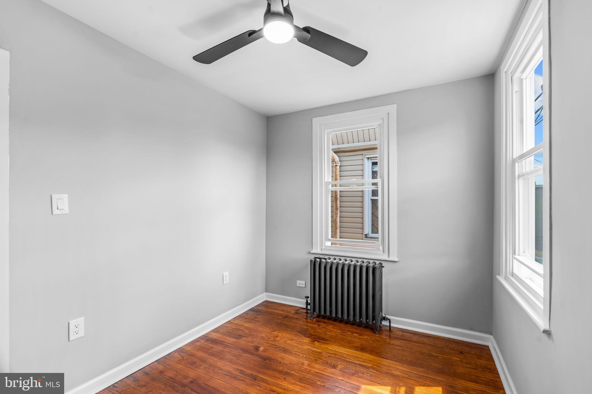 BRIDESBURG - Residential