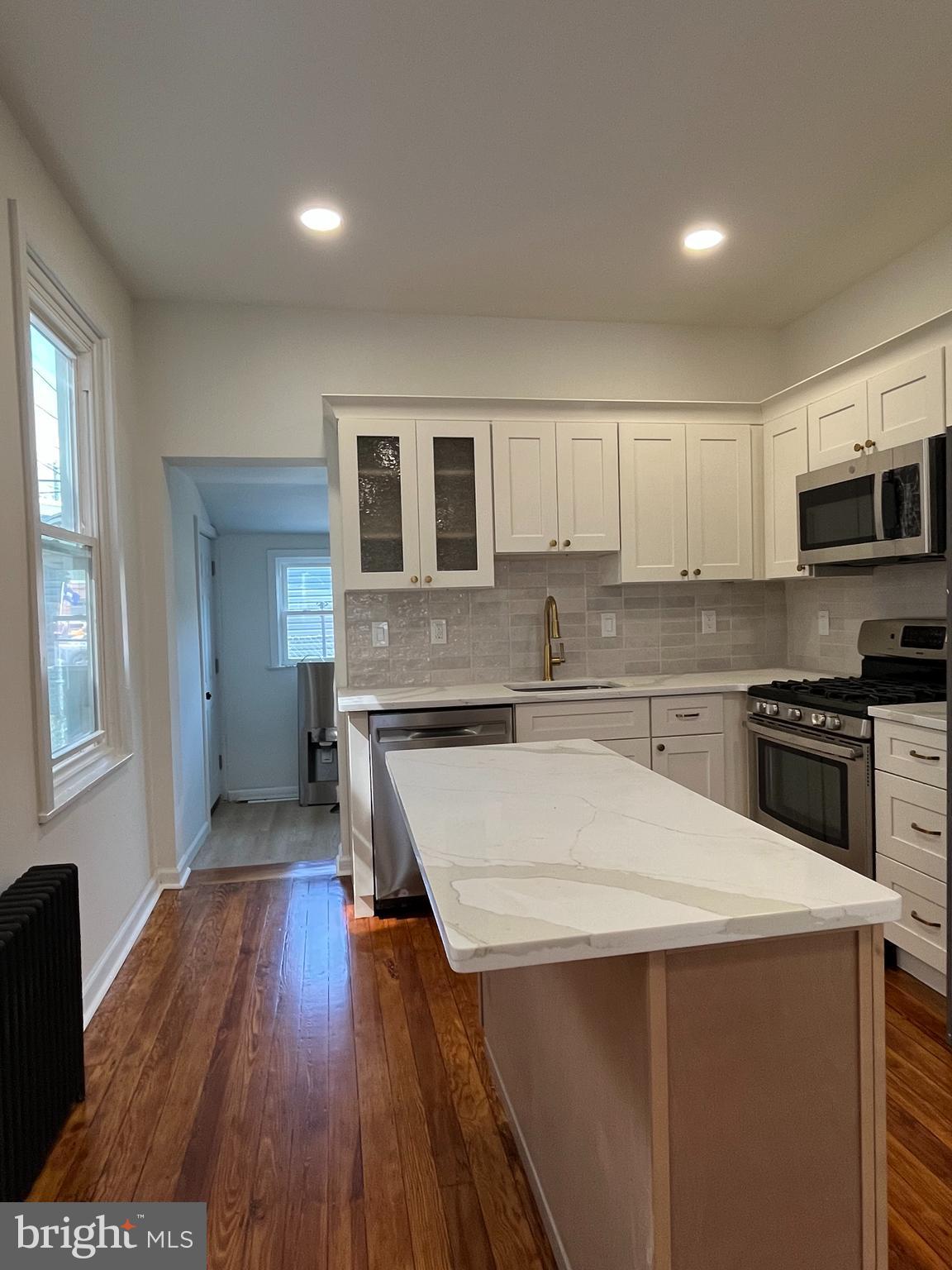 BRIDESBURG - Residential