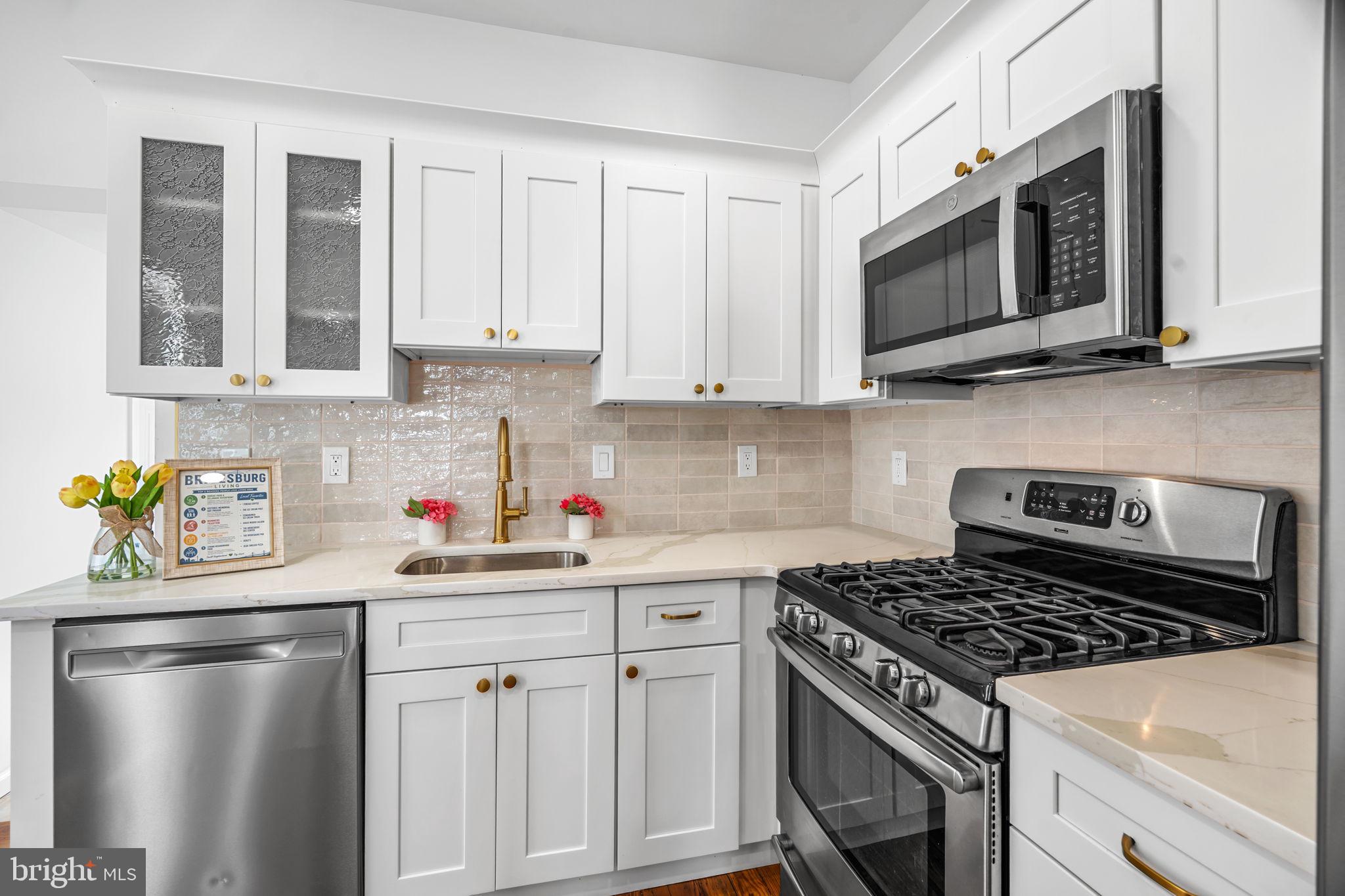 BRIDESBURG - Residential