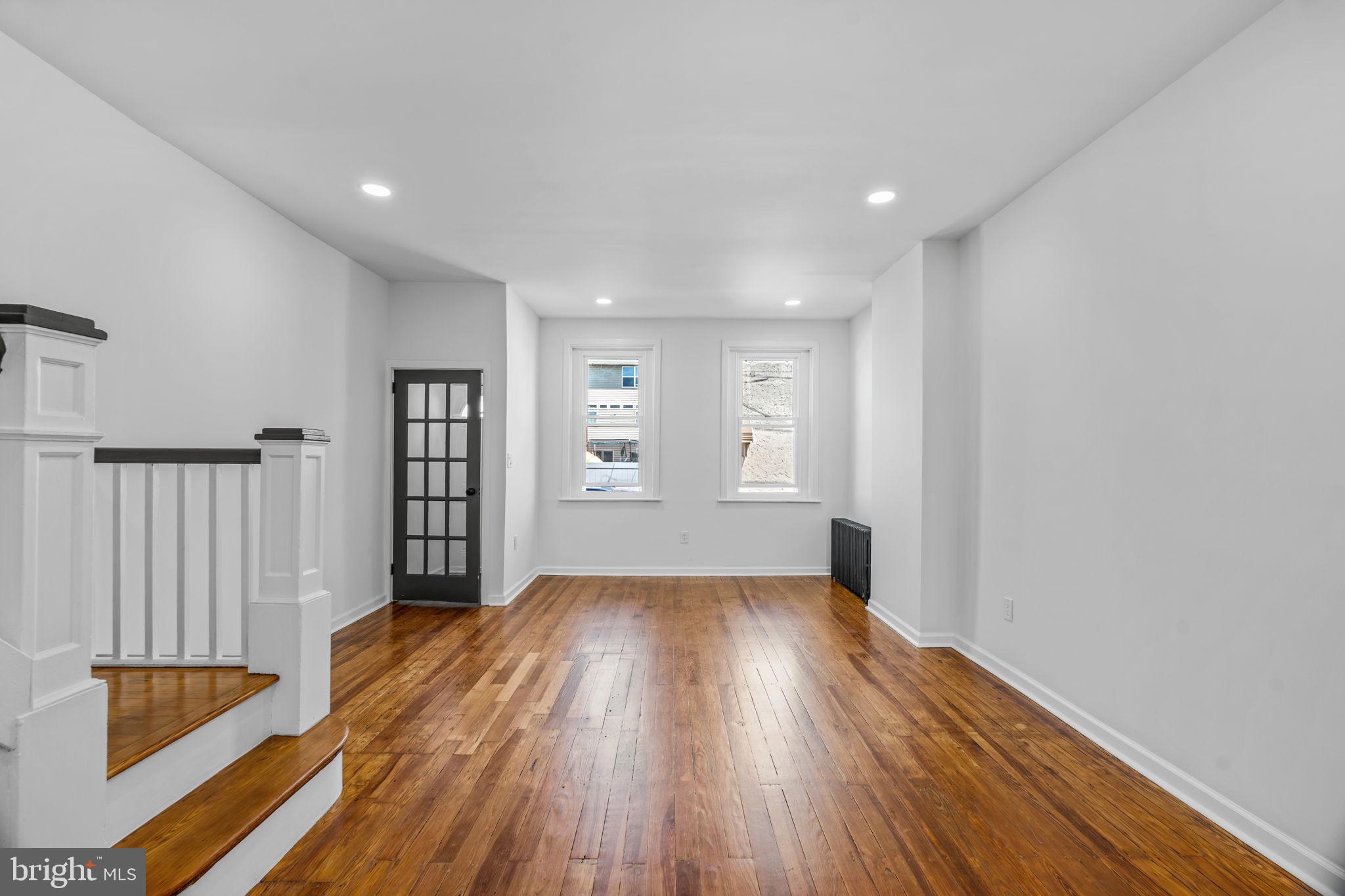 BRIDESBURG - Residential