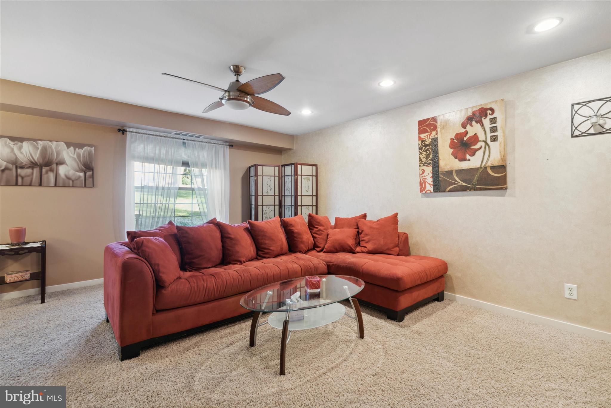 GYPSY LANE CONDOS - Residential