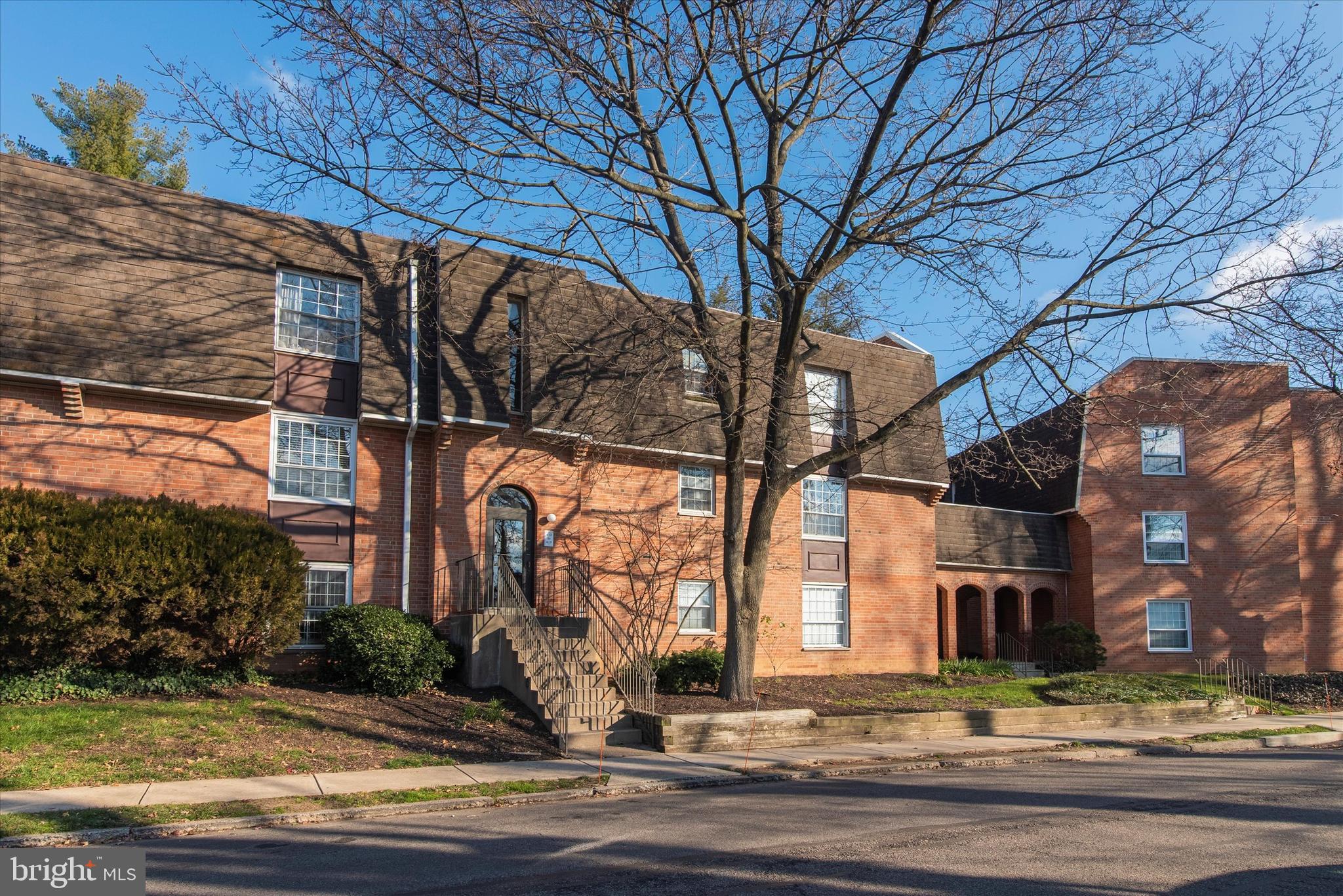 GYPSY LANE CONDOS - Residential