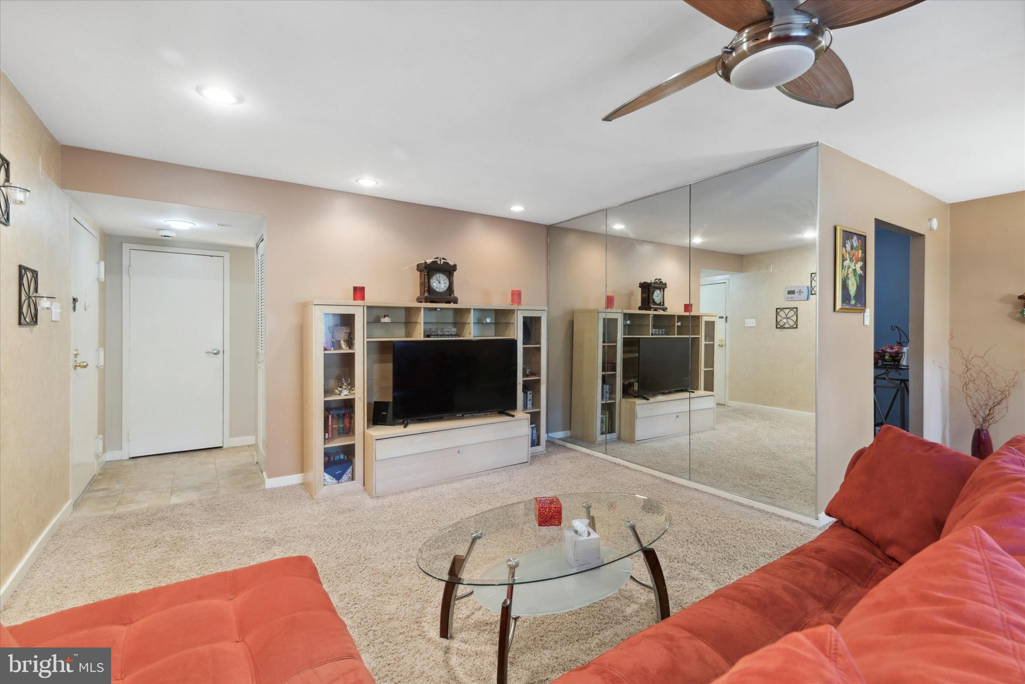 GYPSY LANE CONDOS - Residential