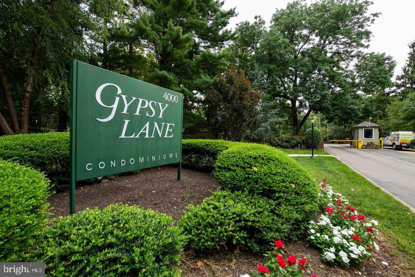 GYPSY LANE CONDOS - Residential