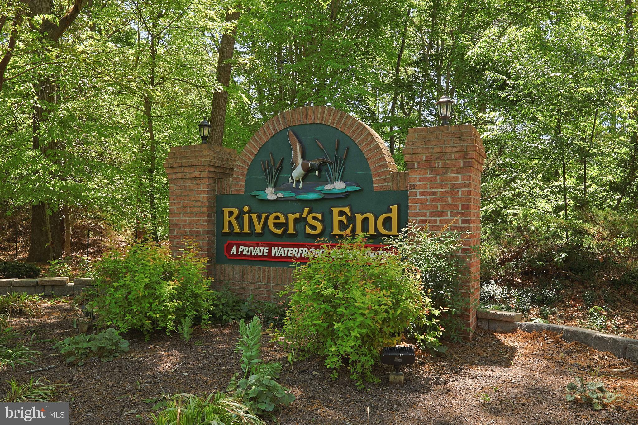 RIVERS END - Residential