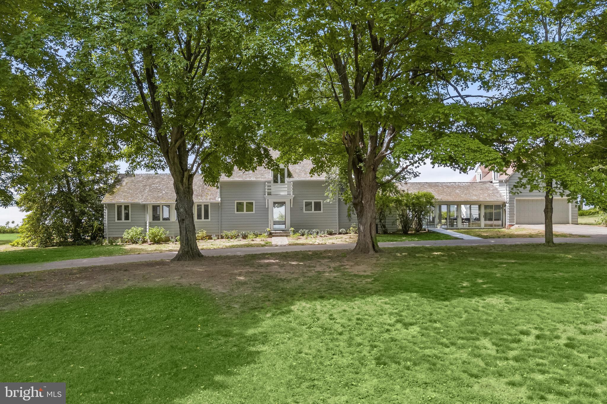GIBSON ISLAND - Residential